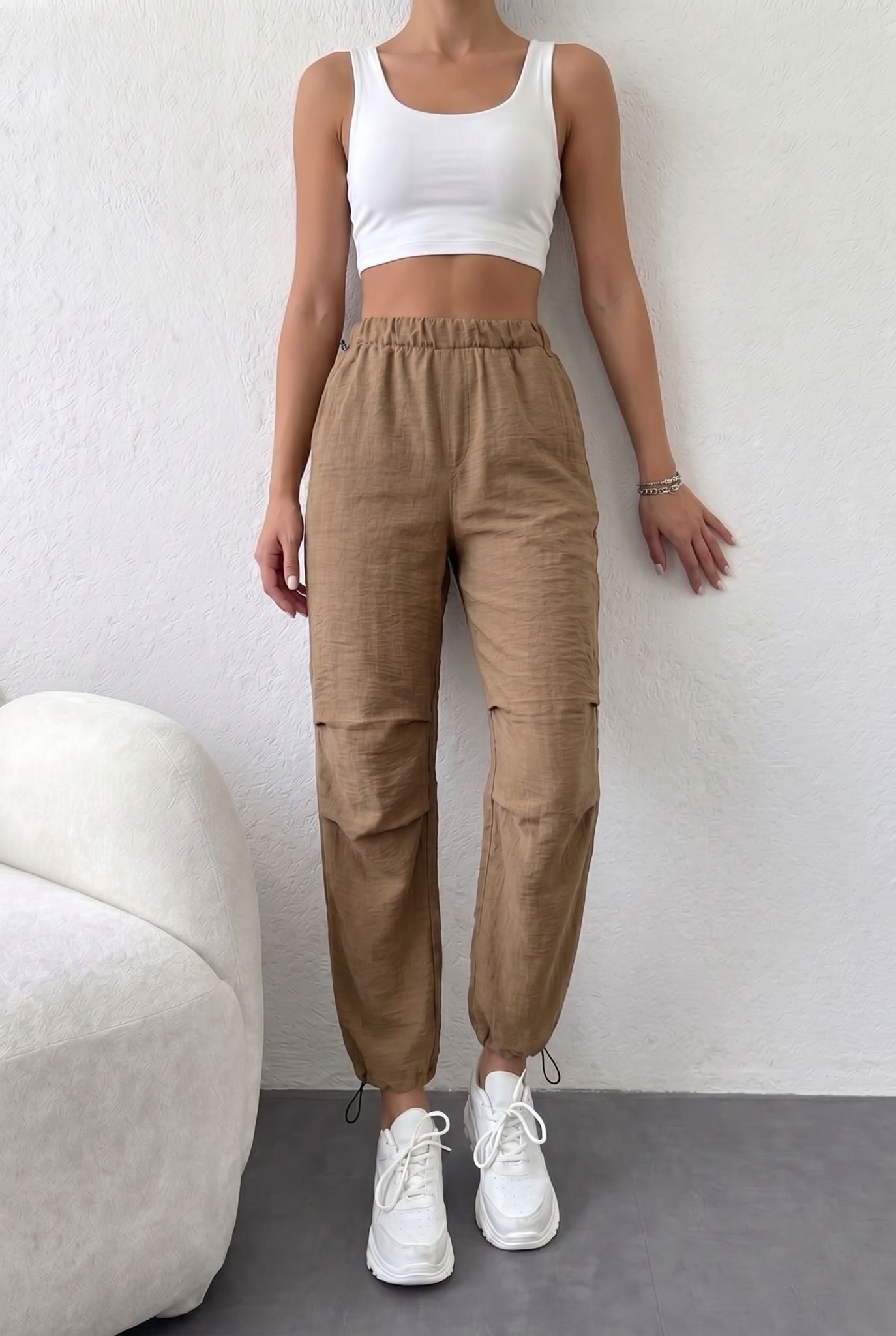 Büzgülü Bel Cepli Jogger Bej Cargo Pantolon