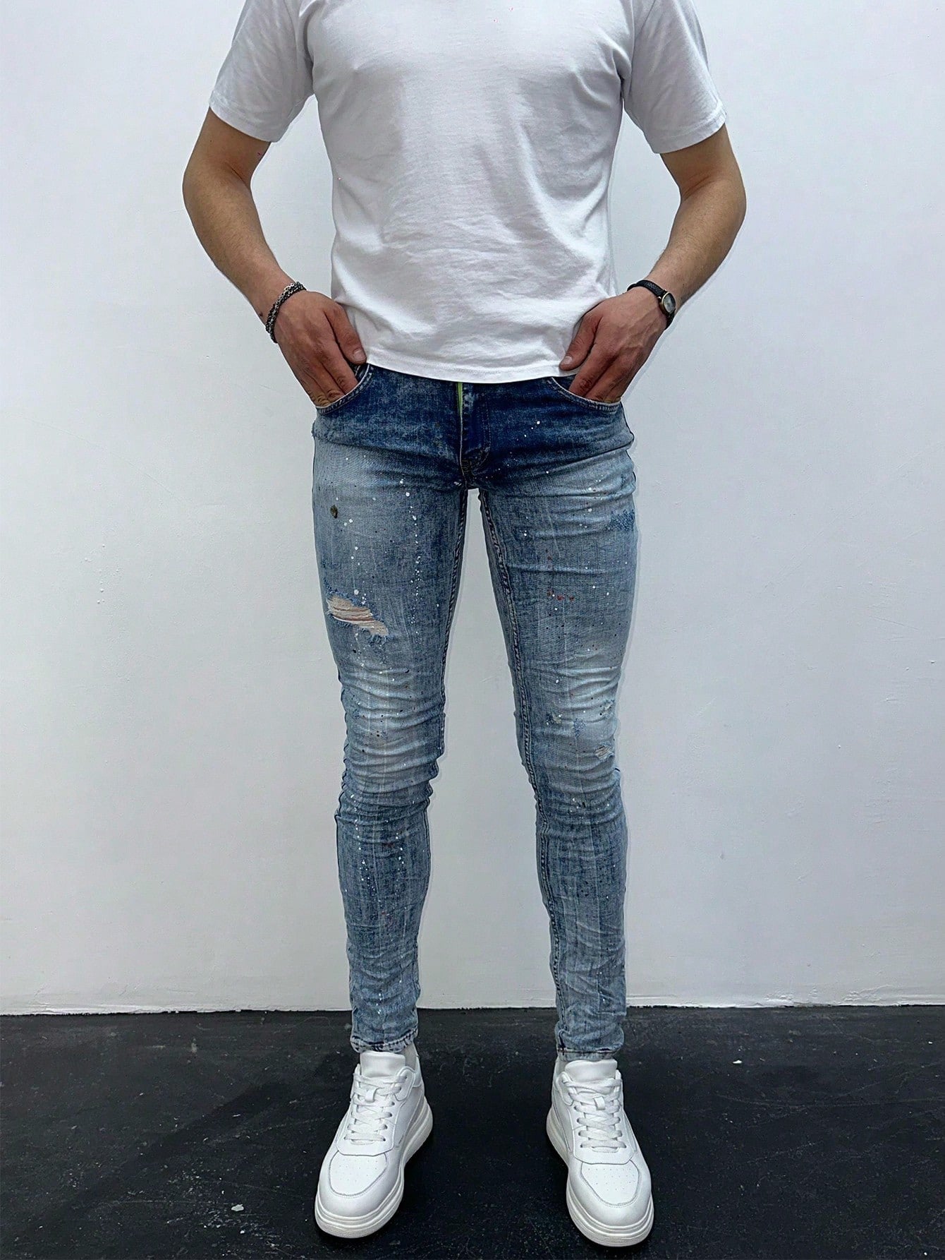 Erkek Açık Mavi Boya Sıçratmalı Yırtık Detay Slim Fit Skinny Jean Pantolon