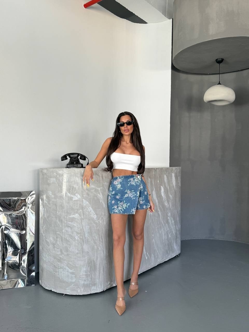 HerTon Kadın Mavi Çiçek Desenli %100 Pamuk Denim Şort-Etek - Asimetrik Kesim Vintage Skort