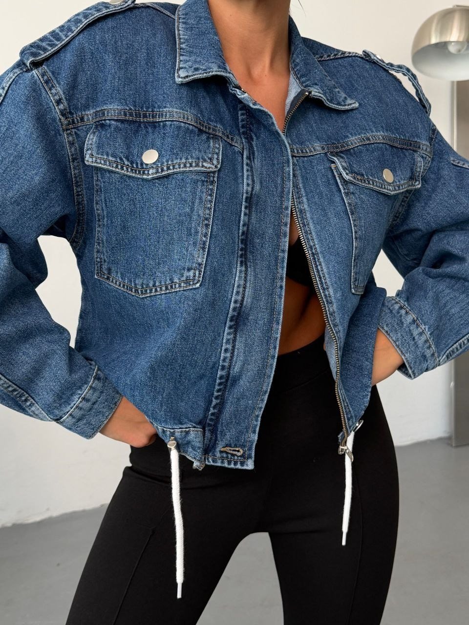 Kadın Crop Vatkalı Denim Ceket Fermuarlı Çift Cepli Jean Ceket