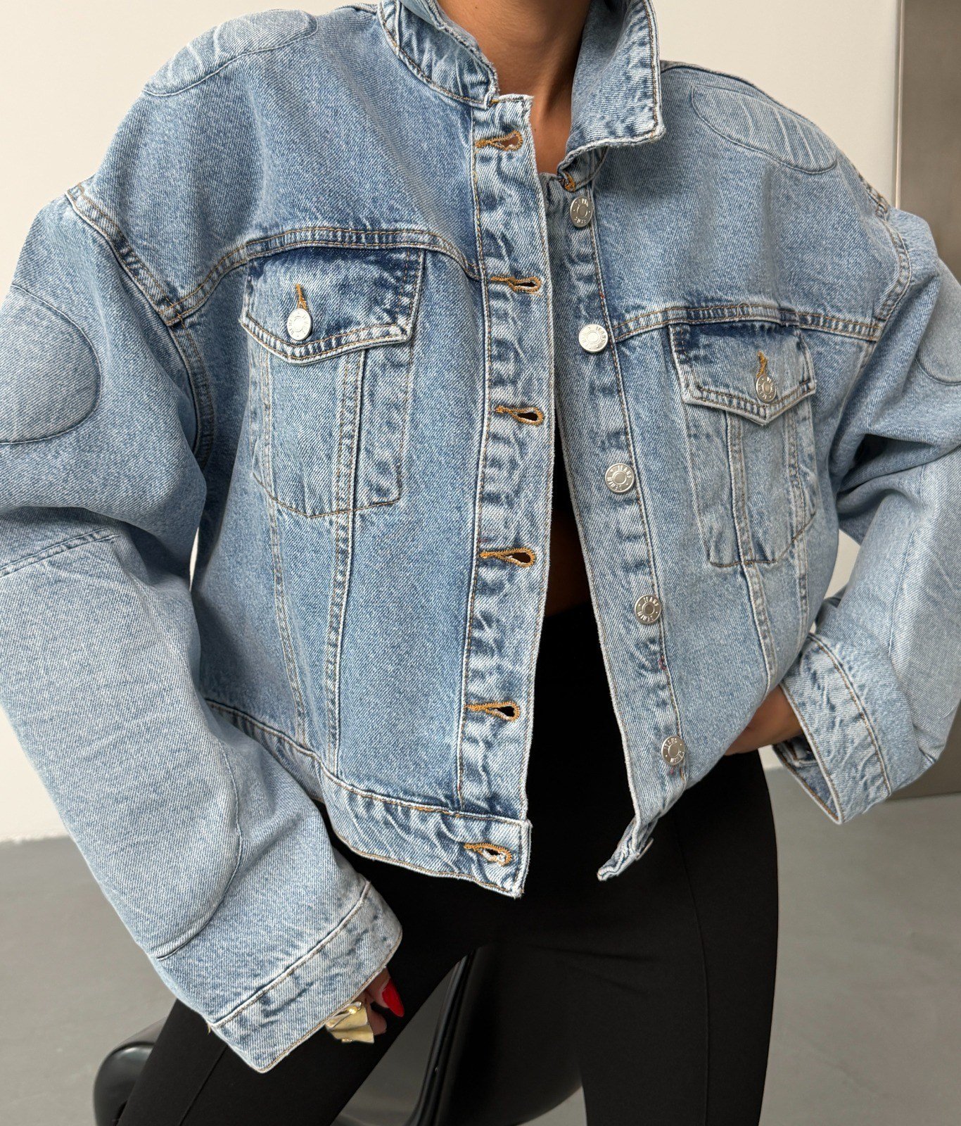 Kadın Dik Yaka Oversize Crop Denim Ceket