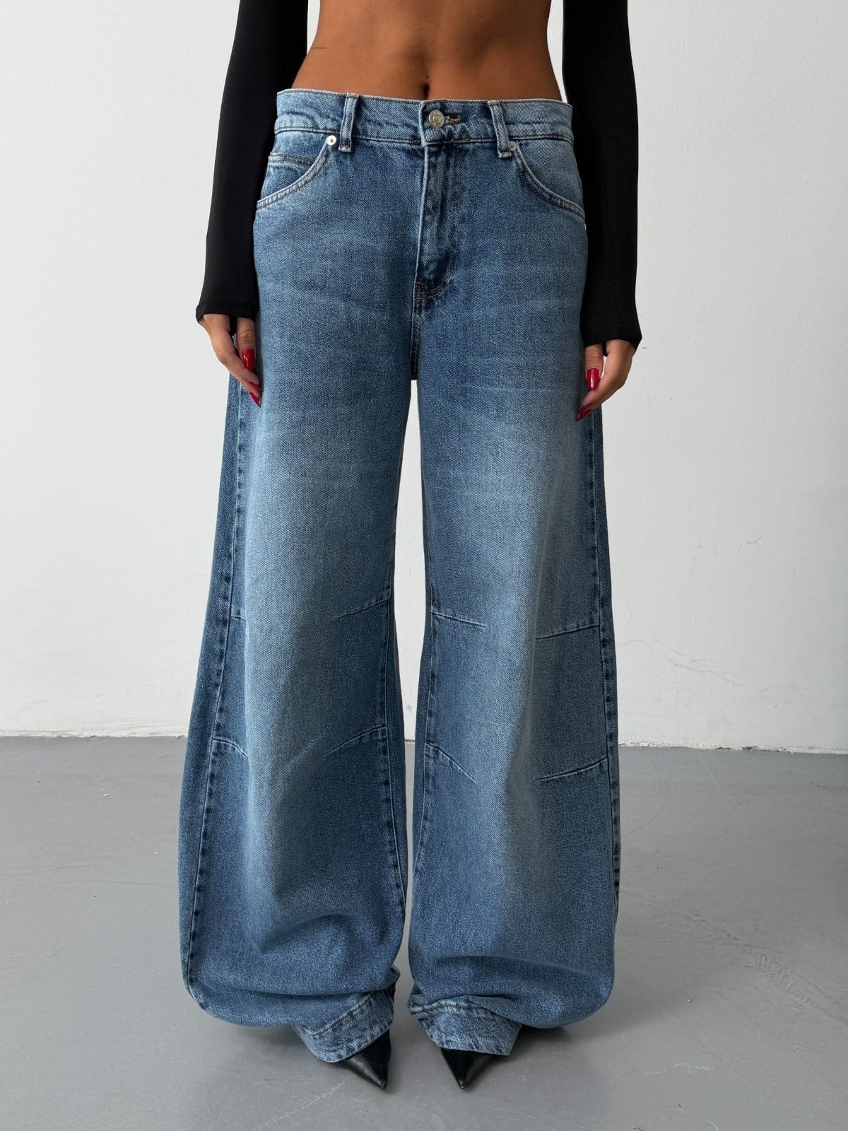 Kadın Yüksek Bel Dikiş Detaylı Ekstra Bol Paça Wide Leg Kot Pantolon