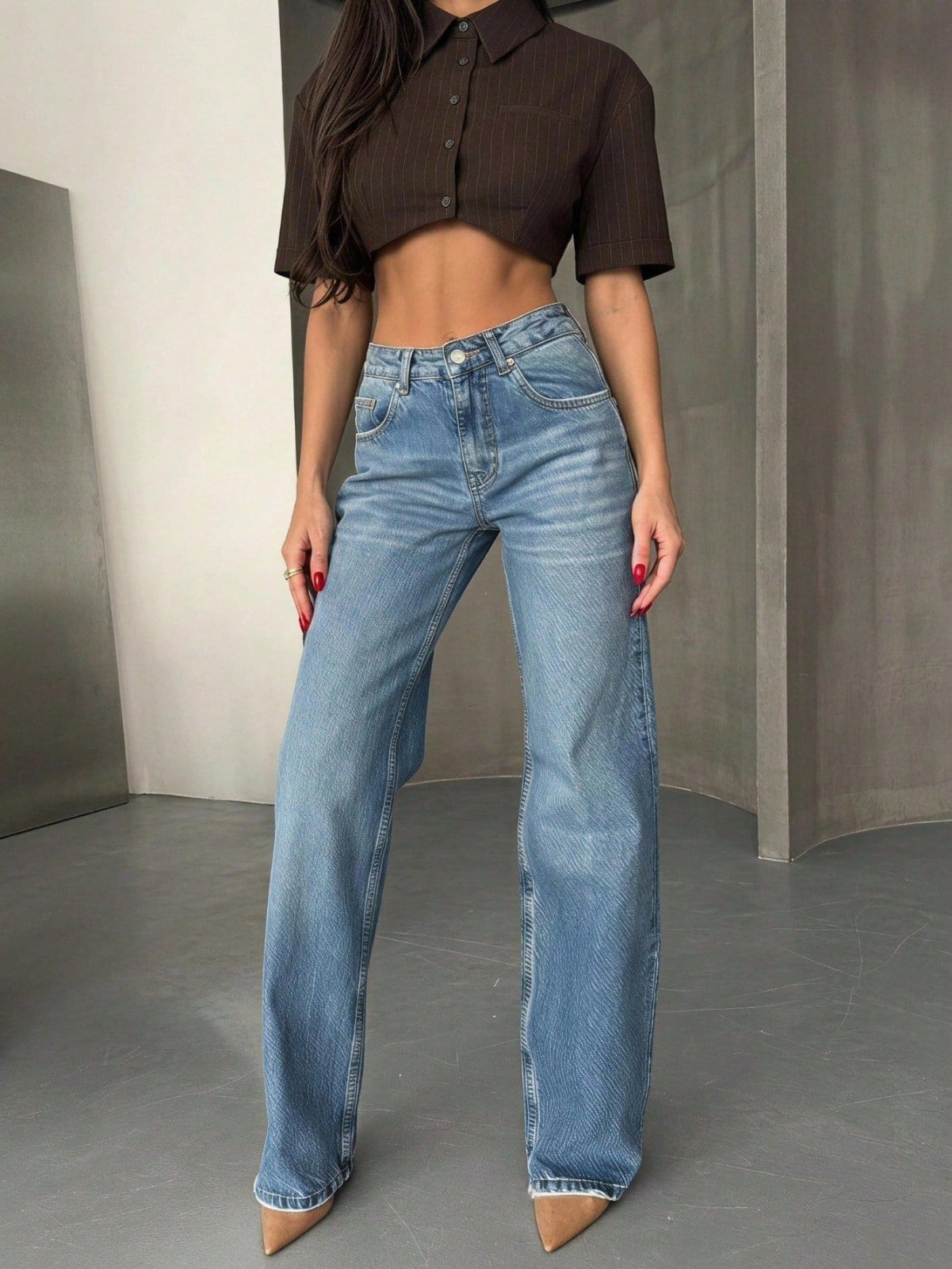 Kadın Yüksek Bel Wide Leg Denim Arkası Kesik Tasarım Trend Mavi Denim Pantolon