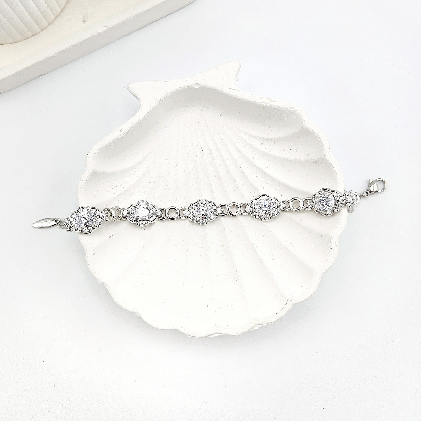 Xuping Vip Zirkon Taşlı Oval Yonca Baget Silver Bileklik