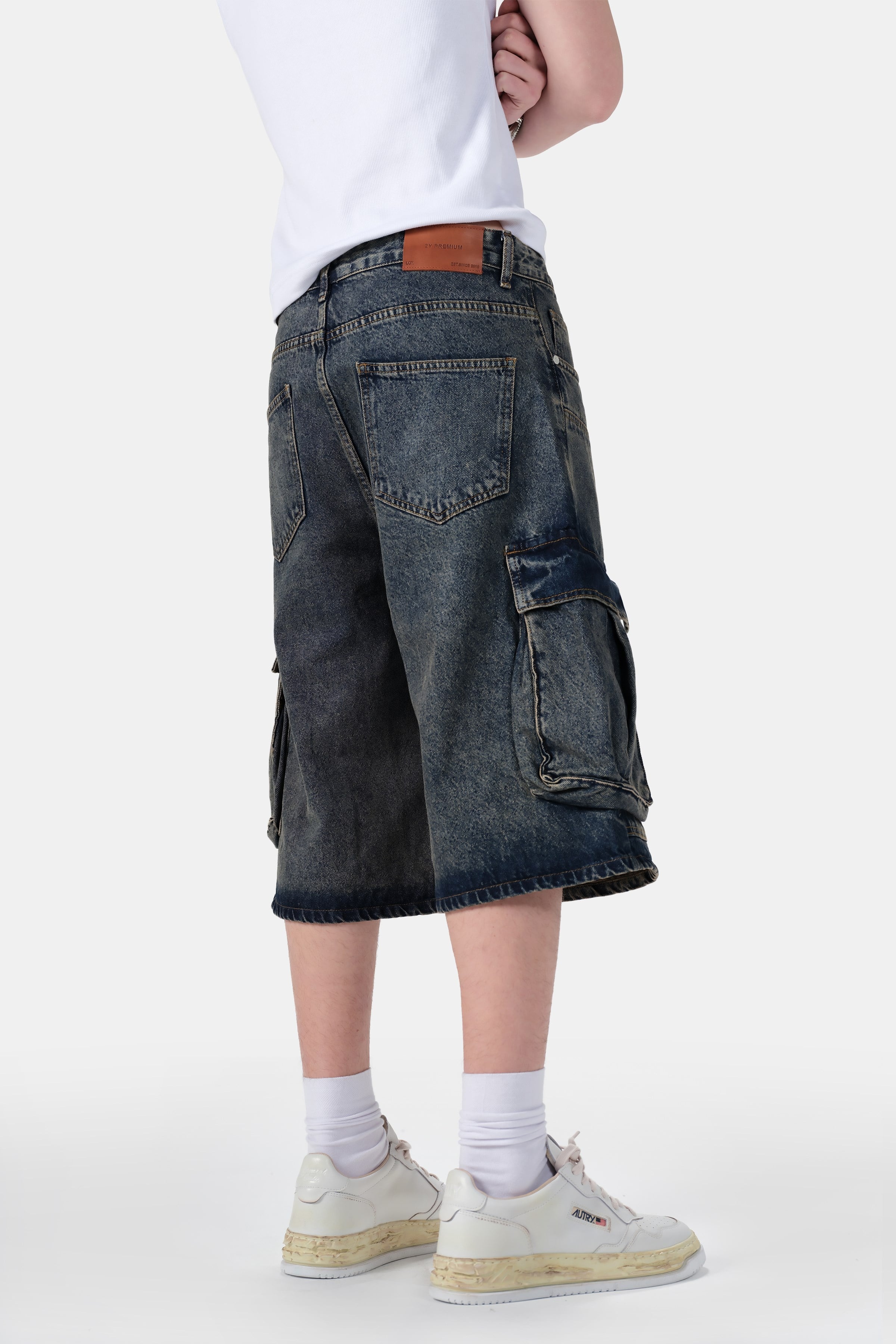Relaxed Bermuda Fit Short