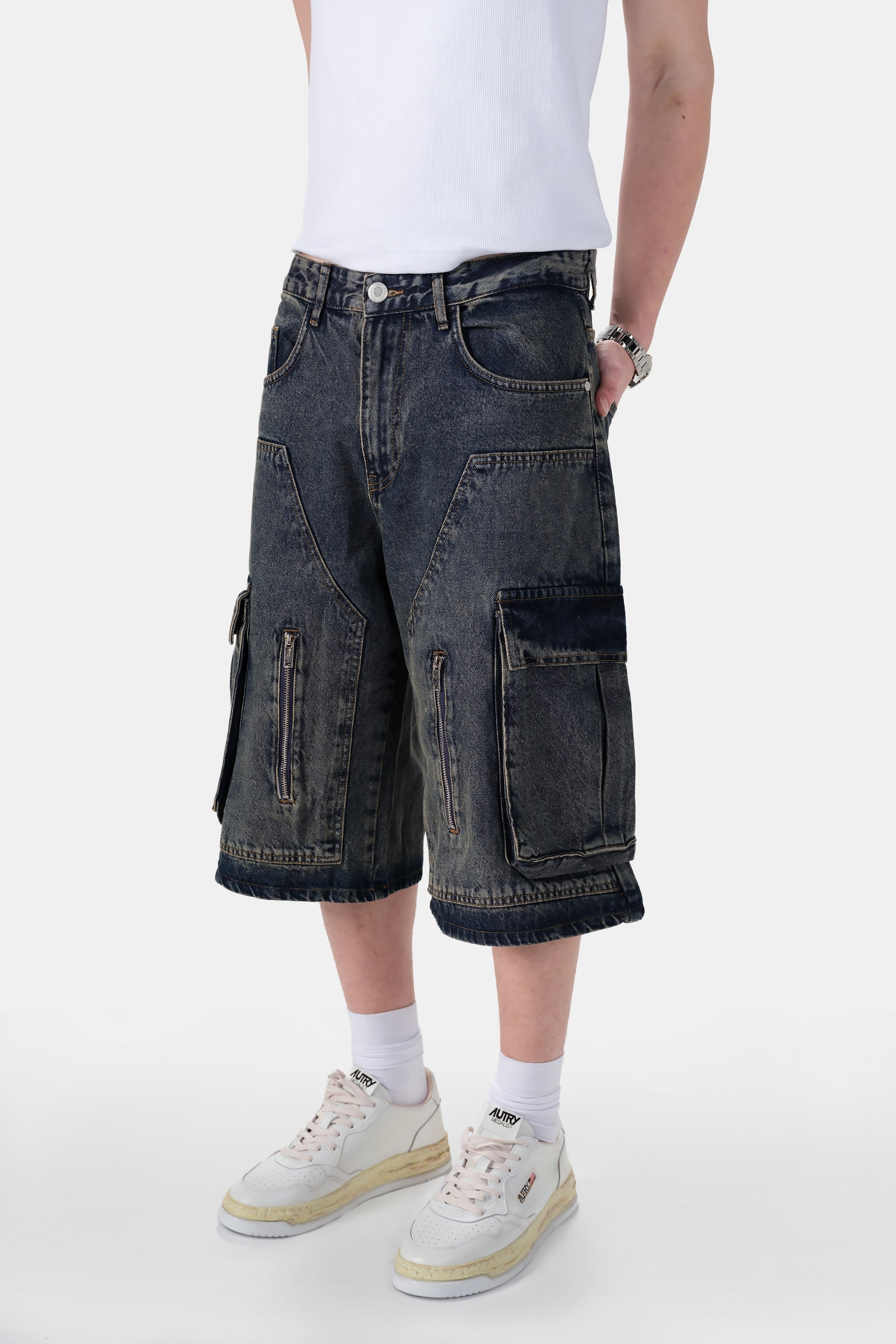 Relaxed Bermuda Fit Short