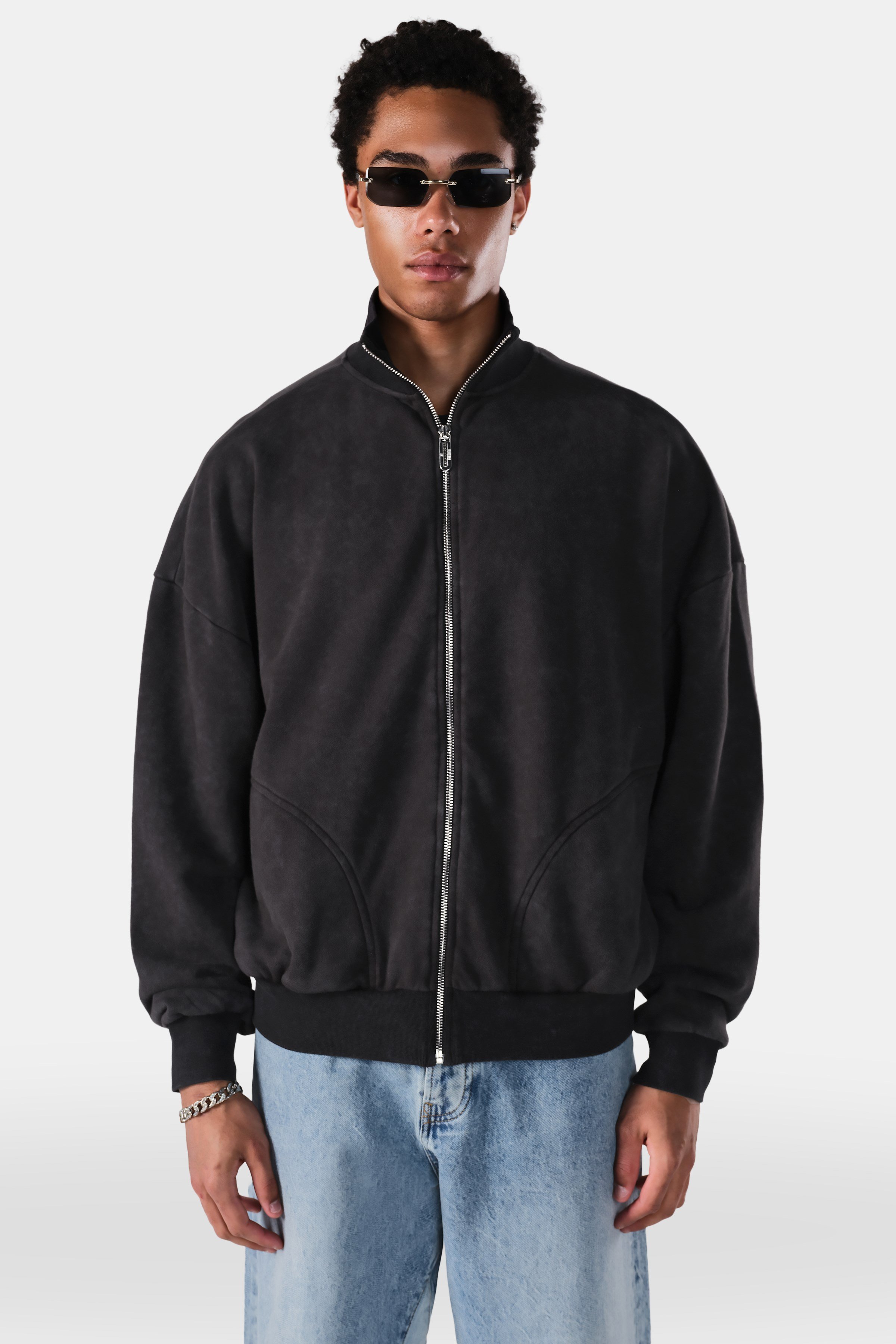 Yıkama Detaylı Fermuarlı Sweatshirt