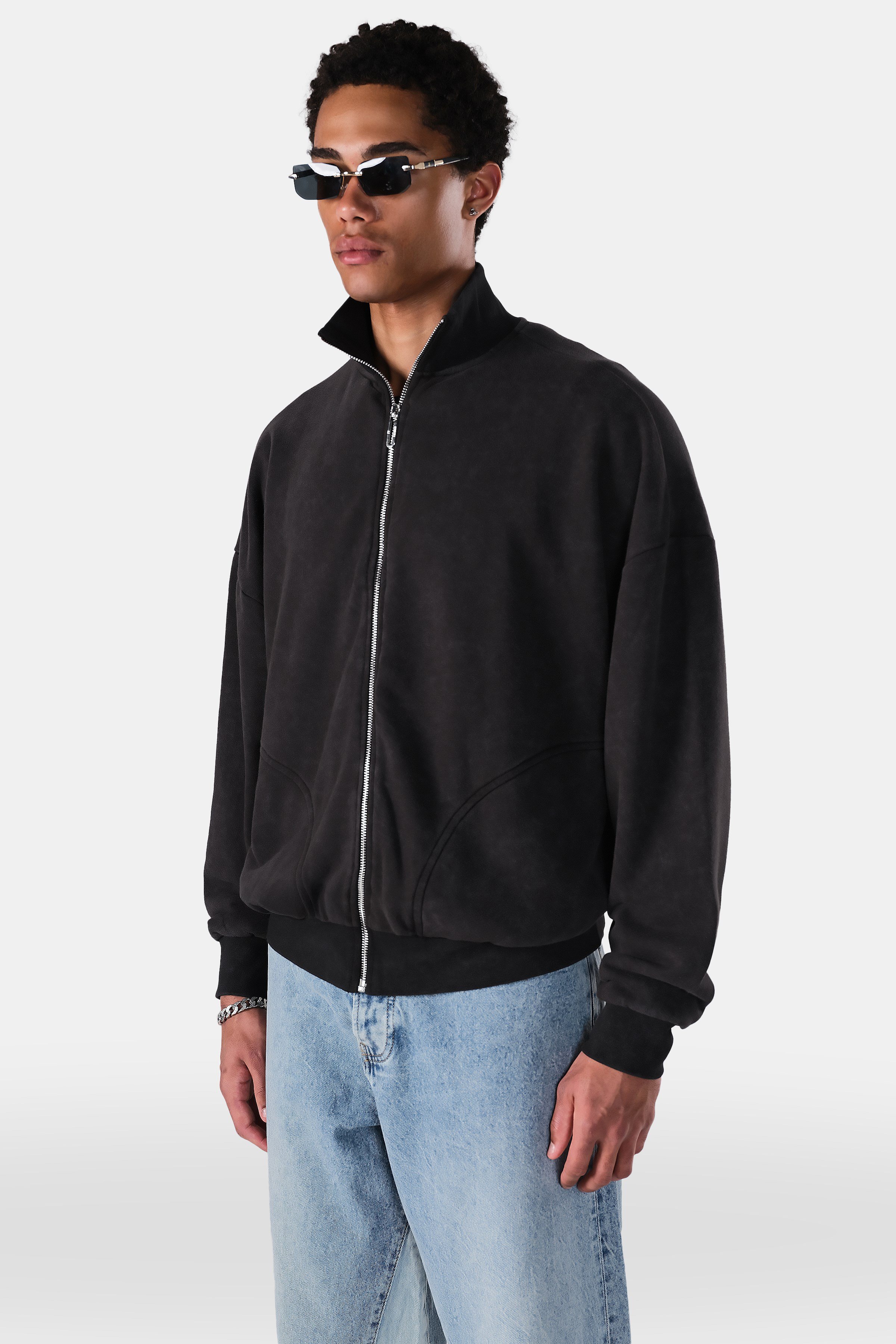 Yıkama Detaylı Fermuarlı Sweatshirt