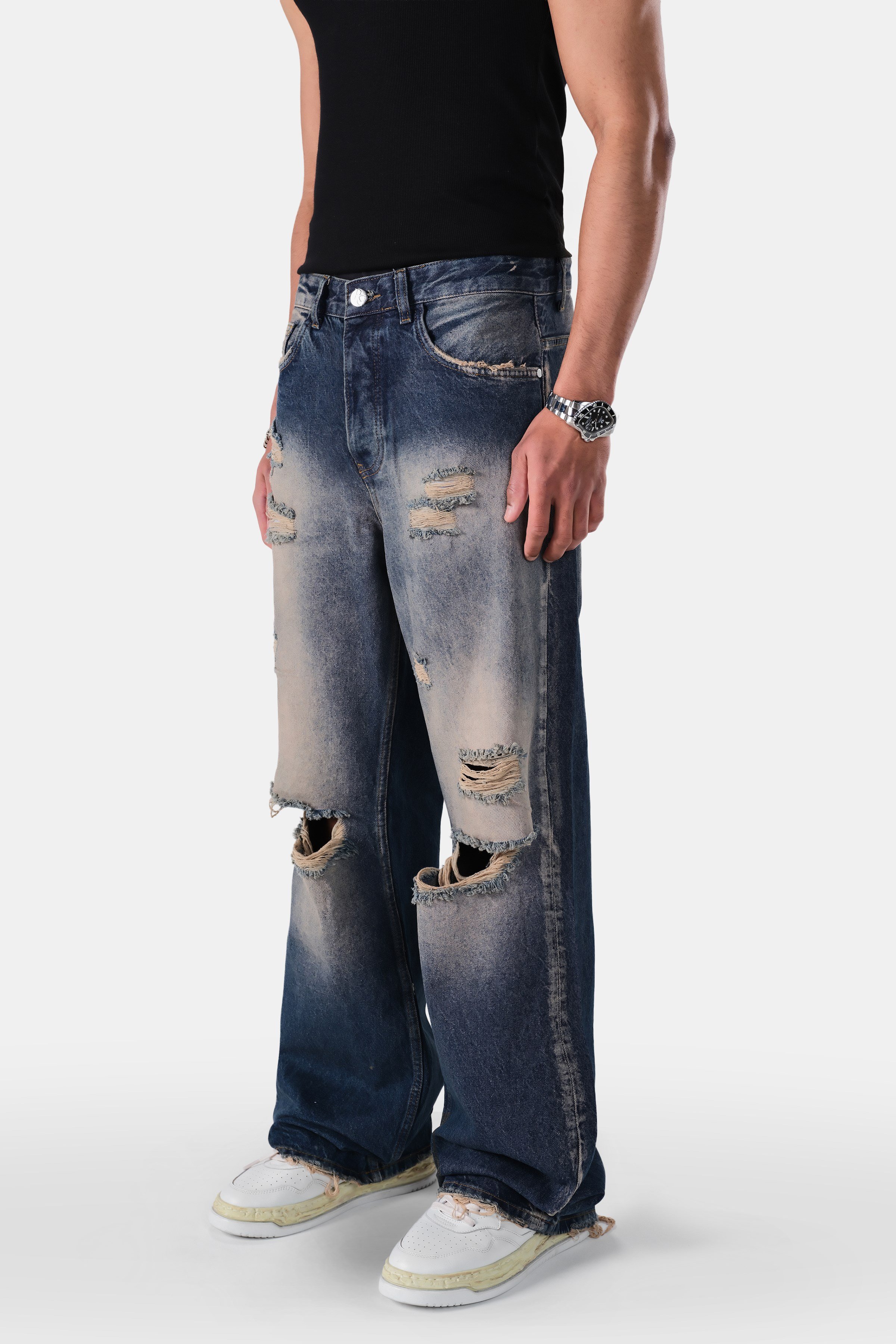 Yırtık Detaylı Flare Fit Jean