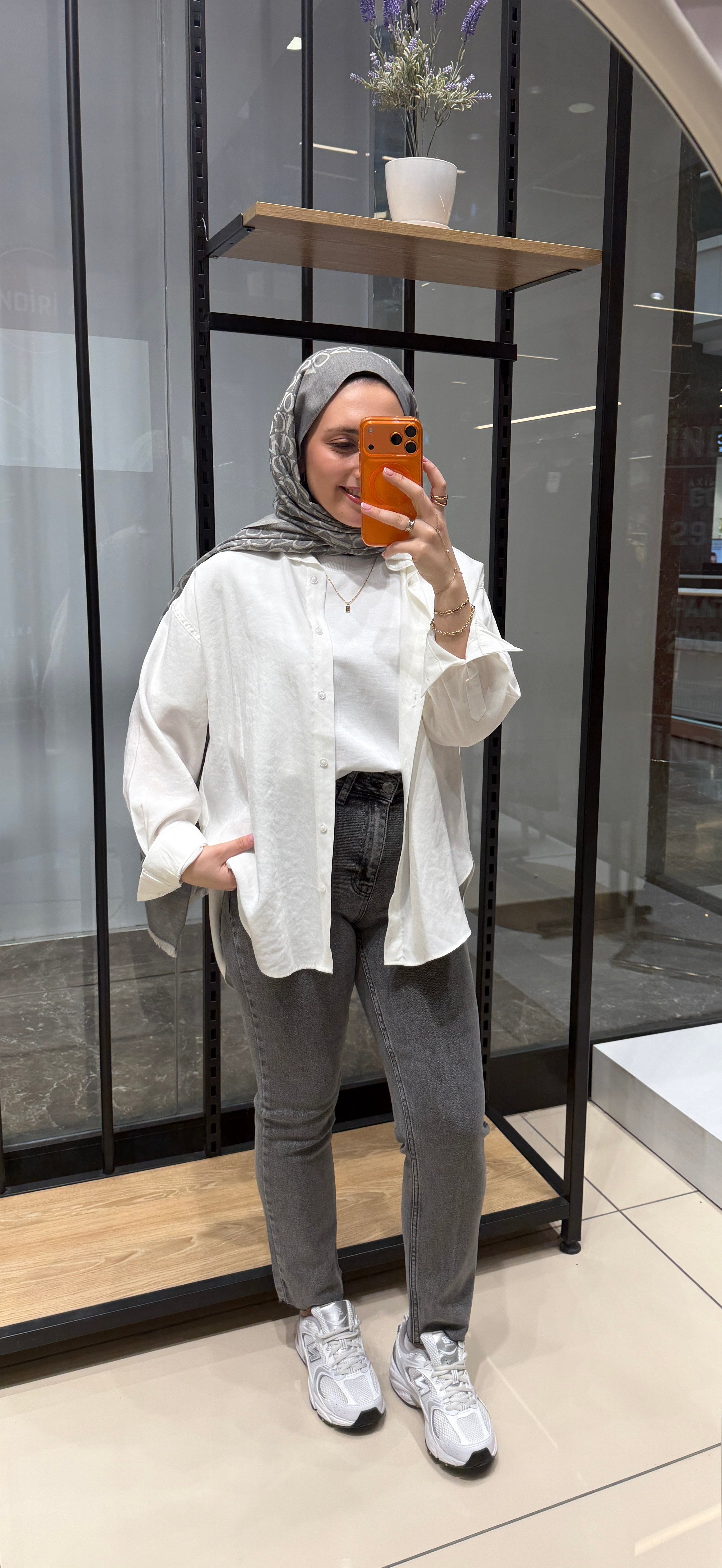 Kesik Paça Mom Pantolon | Taşlanmış Gri