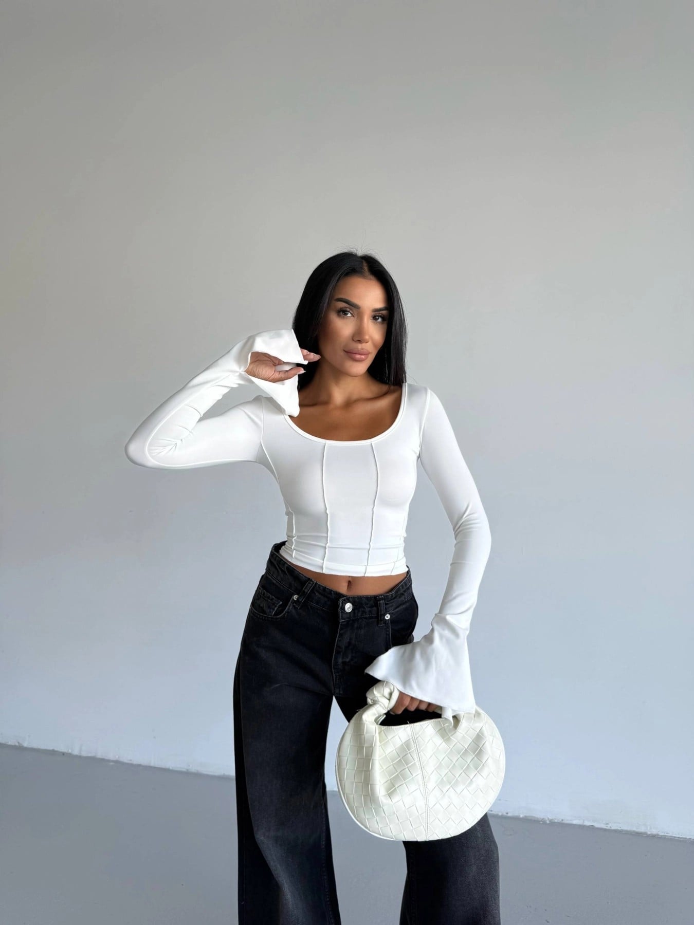 Kadın Beyaz Uzun Kollu Arkası Bağlamalı Fit Kesim Crop Bluz HZL25W-FRY122771