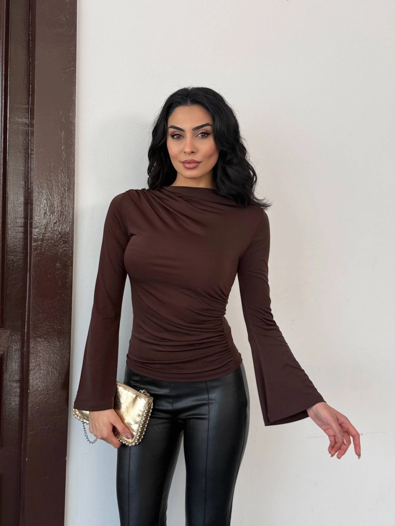 Kadın Kahverengi Drape Detaylı İspanyol Kol Sany Bluz HZL25W-FRY123431