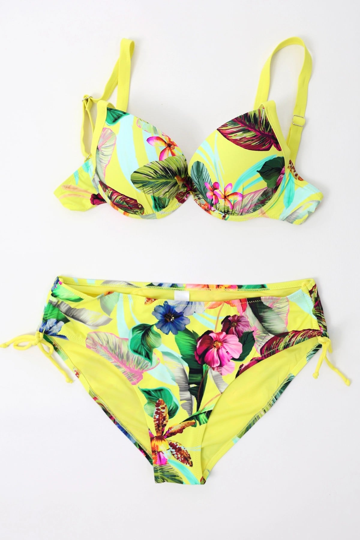 Kadın Sarı Yaprak Desenli Askılı Yüksek Bel Toparlayıcı Bikini Takım HZL24S-LC22625