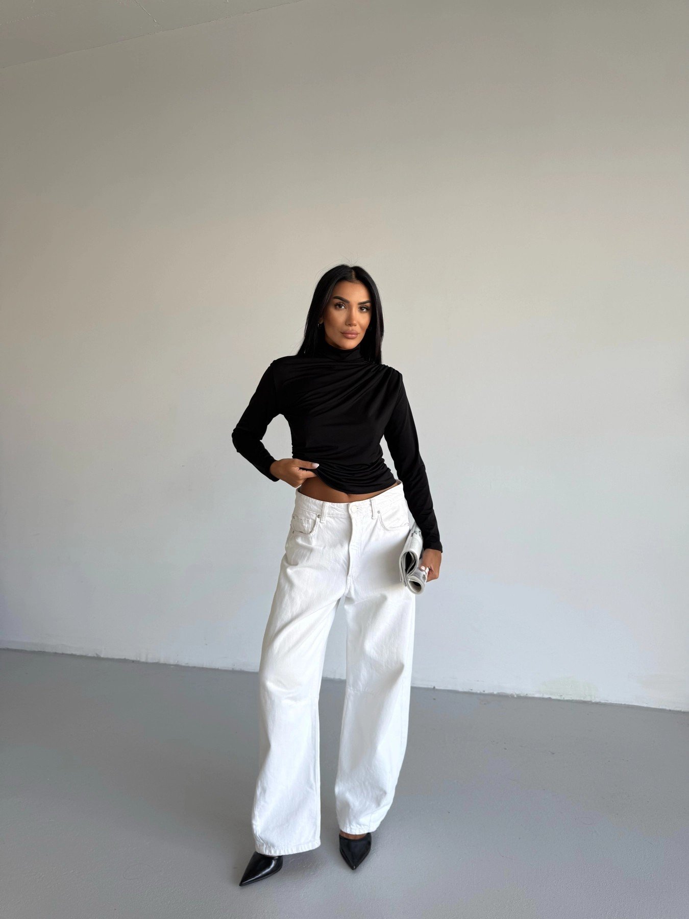 Kadın Siyah Uzun Kollu Drape Detaylı Boğazlı Sandy Bluz HZL25W-FRY123301
