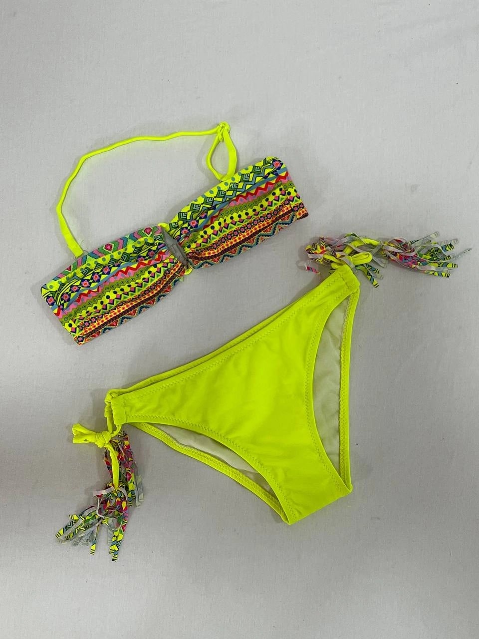 Kız Çocuk Sarı Çok Renkli  İp Detaylı Astarlı 4-12 Yaş Üçgen Bikini Takım HZL24S-LC1904