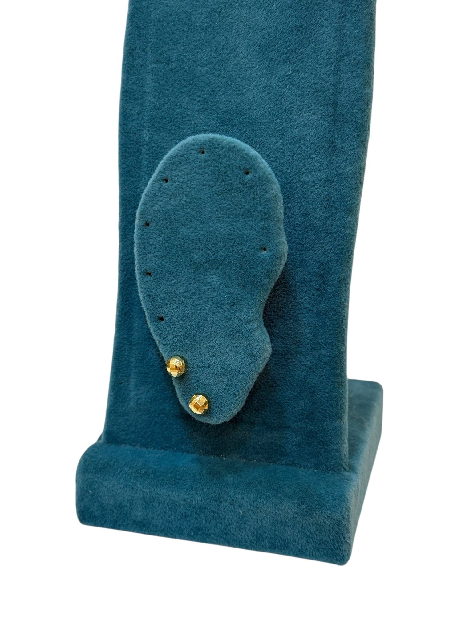 14K Gold Renk Mini İğne Model VIP Küpe (0,5 CM)