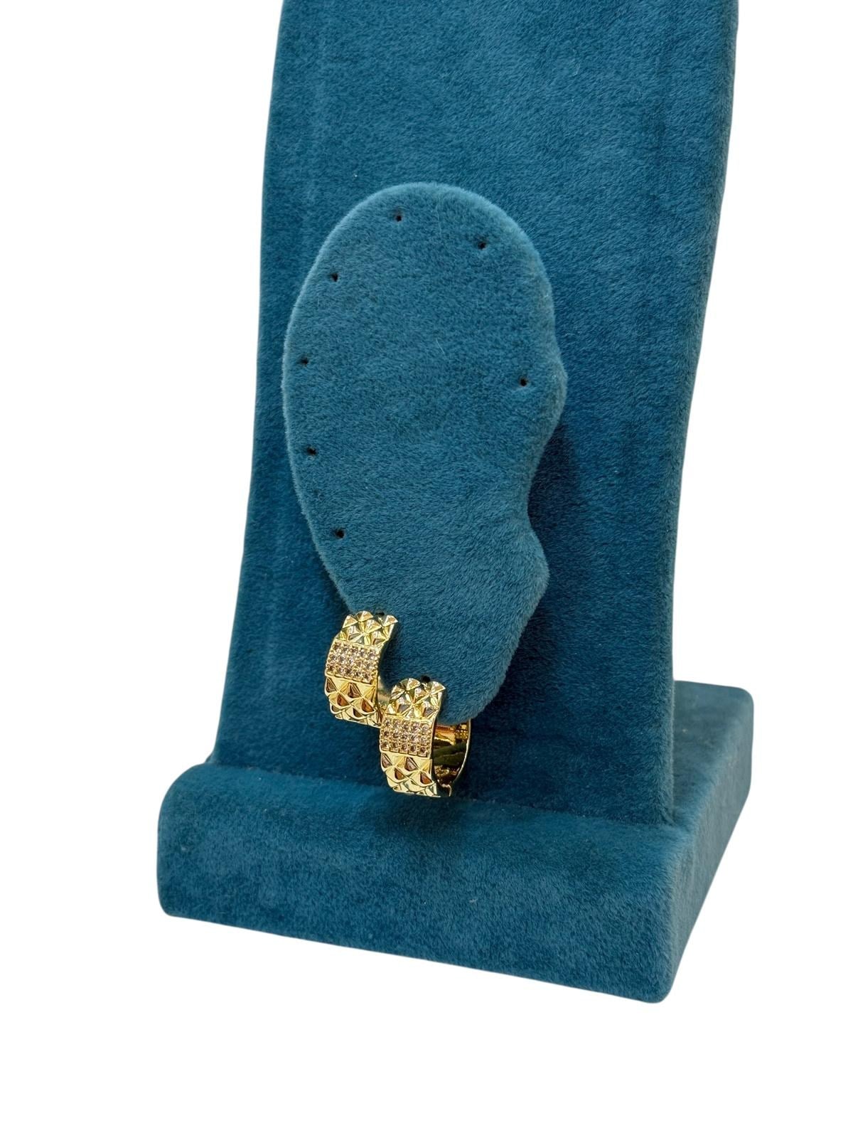 14K Gold Renk Tırtıklı Mini VIP Halka Küpe (1 CM)