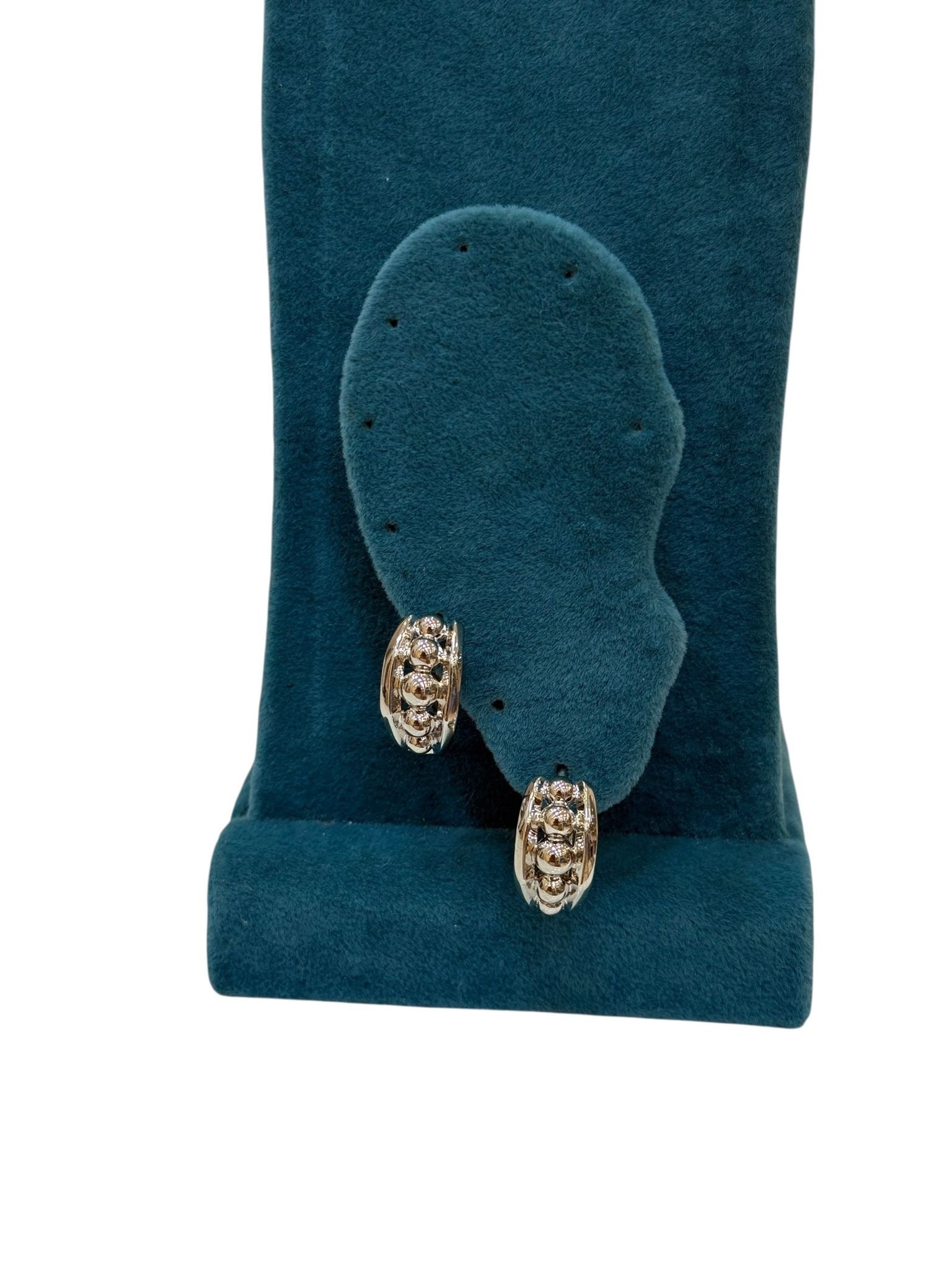 Silver Renk Ortası Dorikalı VIP Mini Halka Küpe (1 CM)