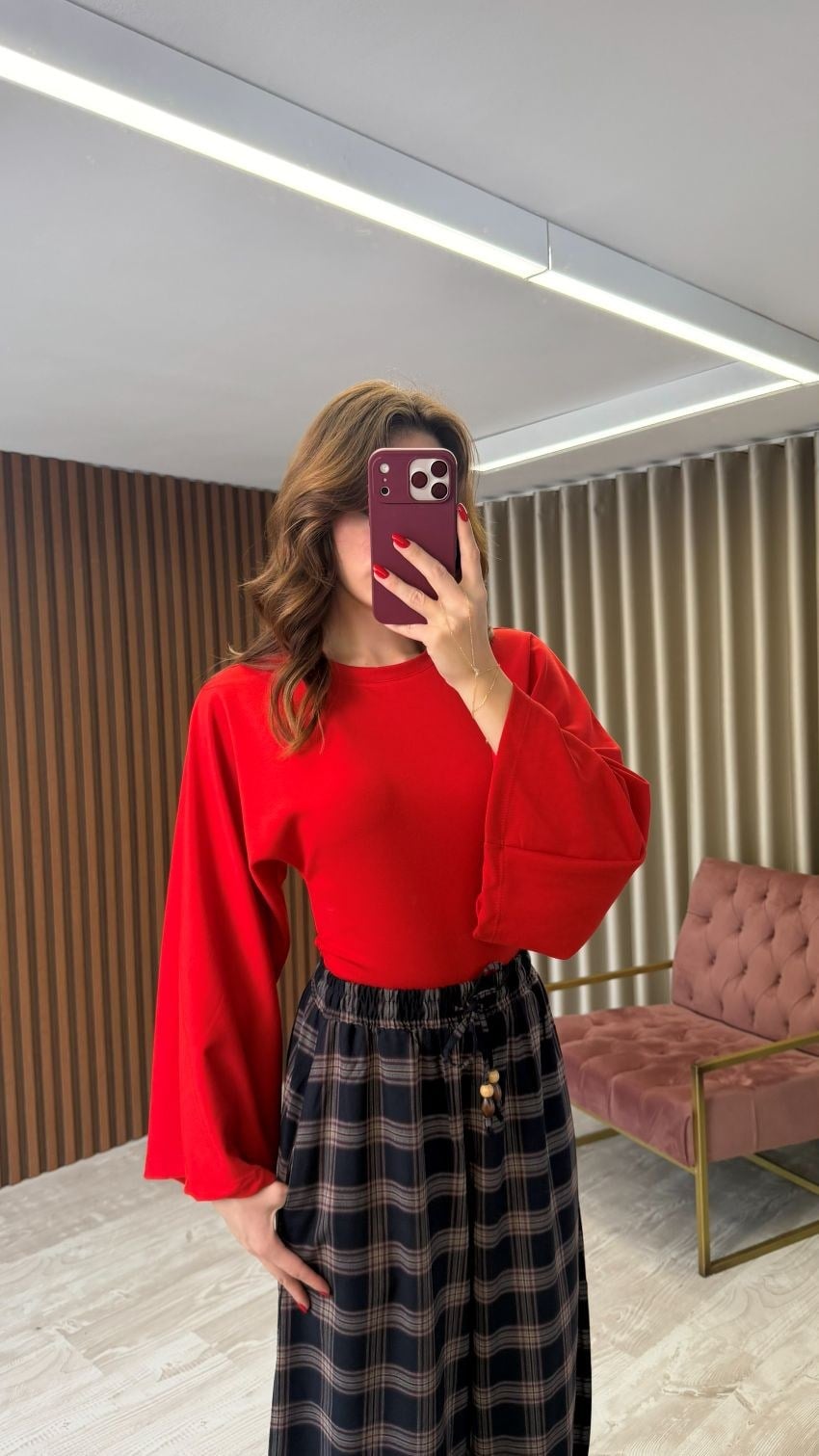 Kolları Volanlı Basic Bluz (Kahverengi-Beyaz)