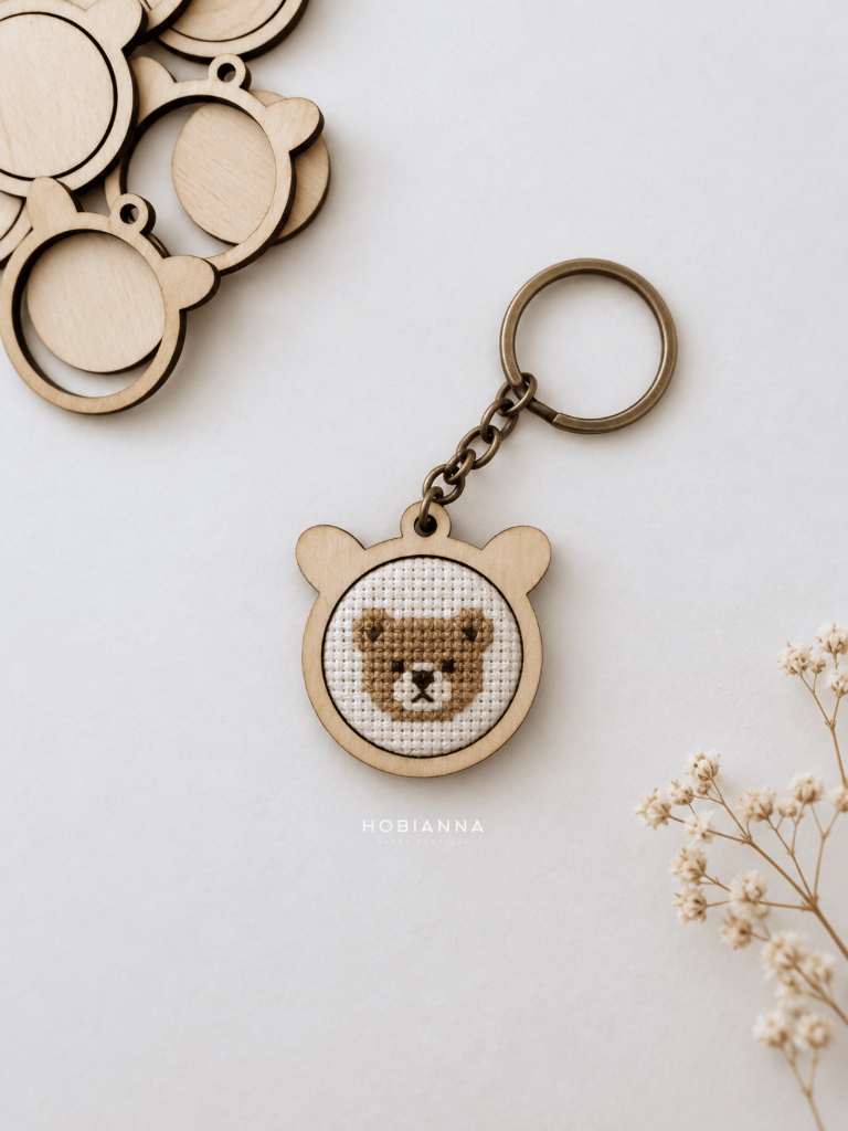 Hobianna Wooden Miniature Hoop - Bear Medium