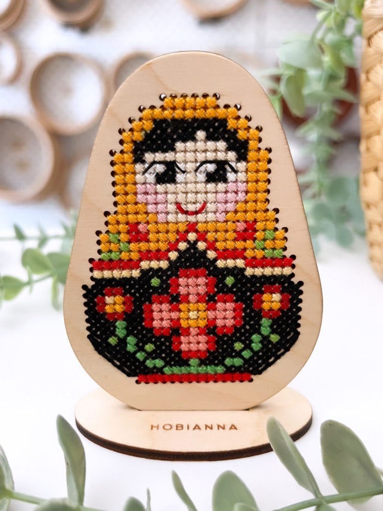Hobianna Stantlı Ahşap Etamin – Matruşka