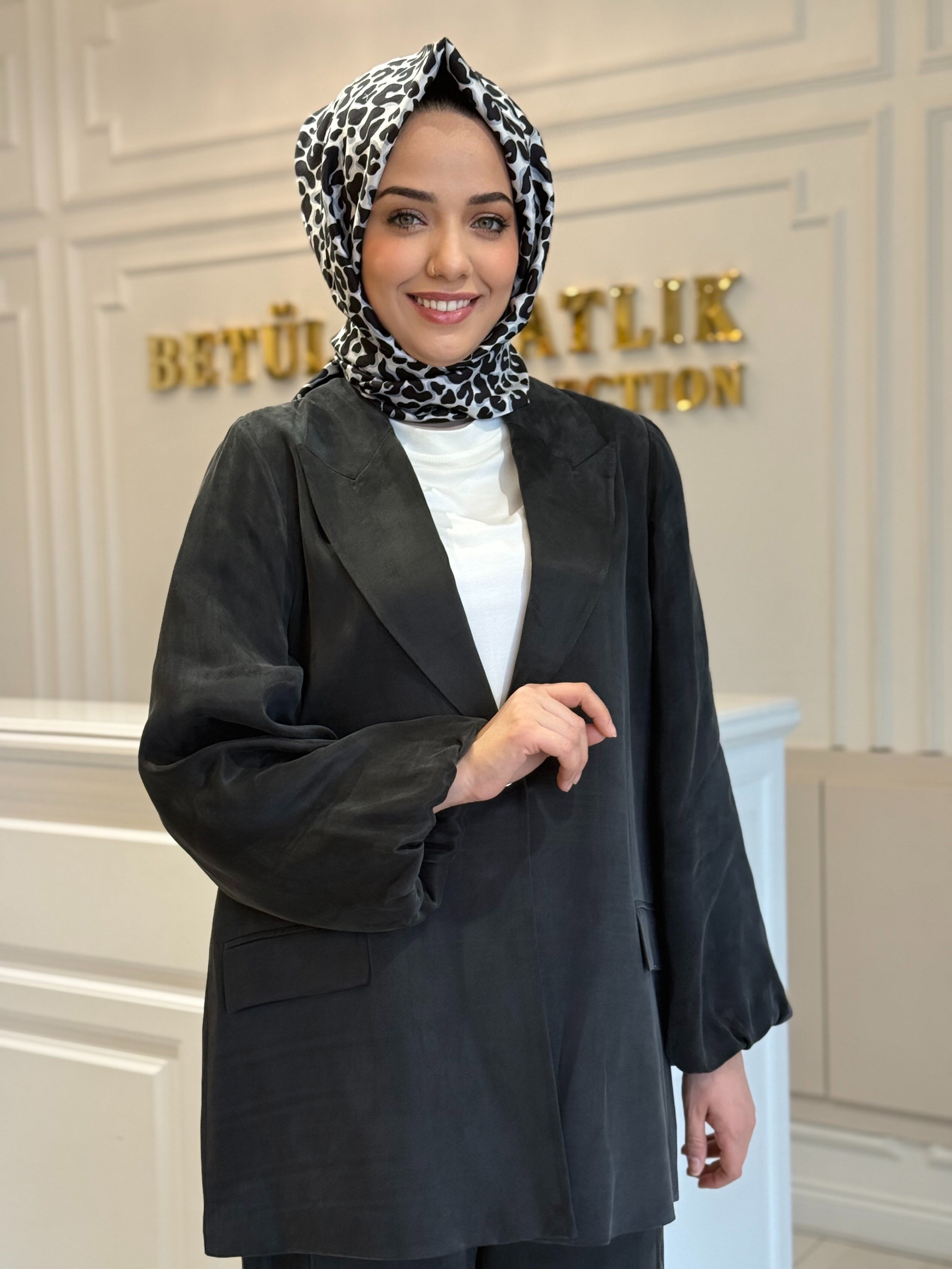 Ghısa İpek Kupra Takım Siyah