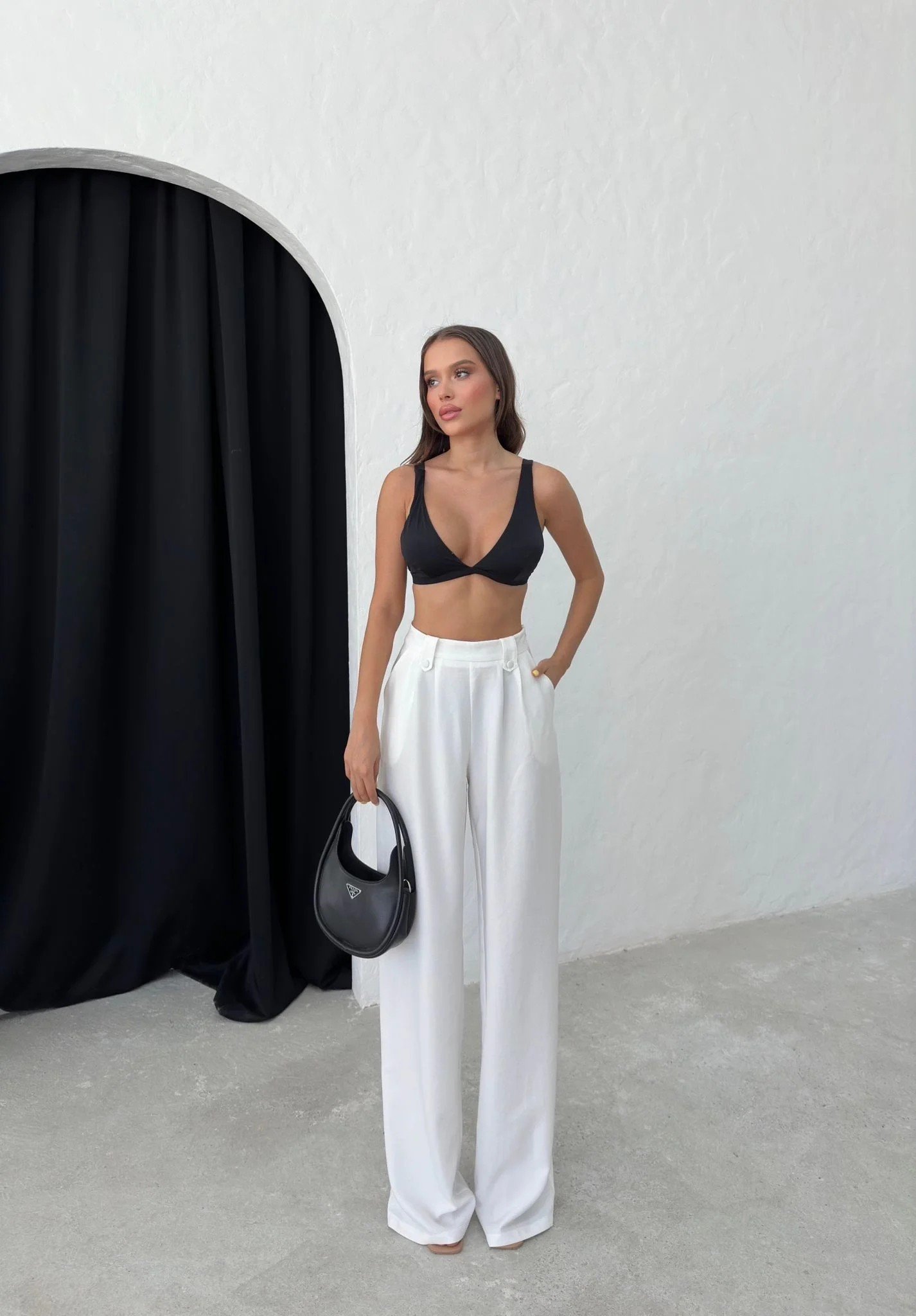 APOLET KEMER DETAY PİLELİ PALAZZO KETEN PANTOLON BEYAZ