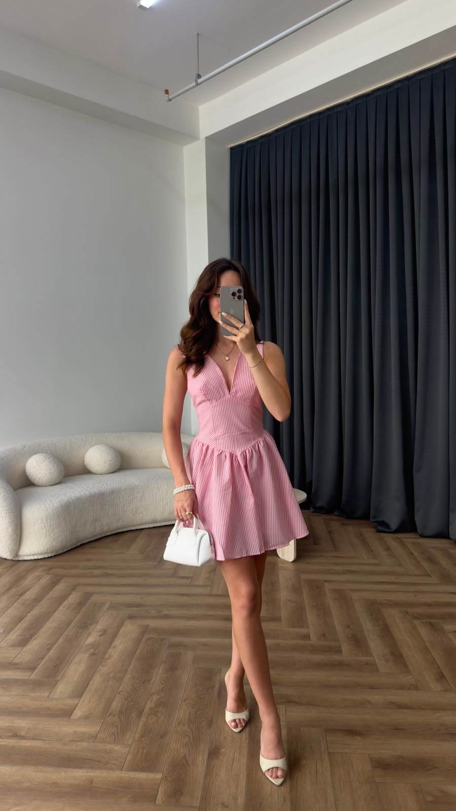 Çizgili Ön ve Arka V Yaka Etek Volanlı Gofre Elbise Pembe 2391