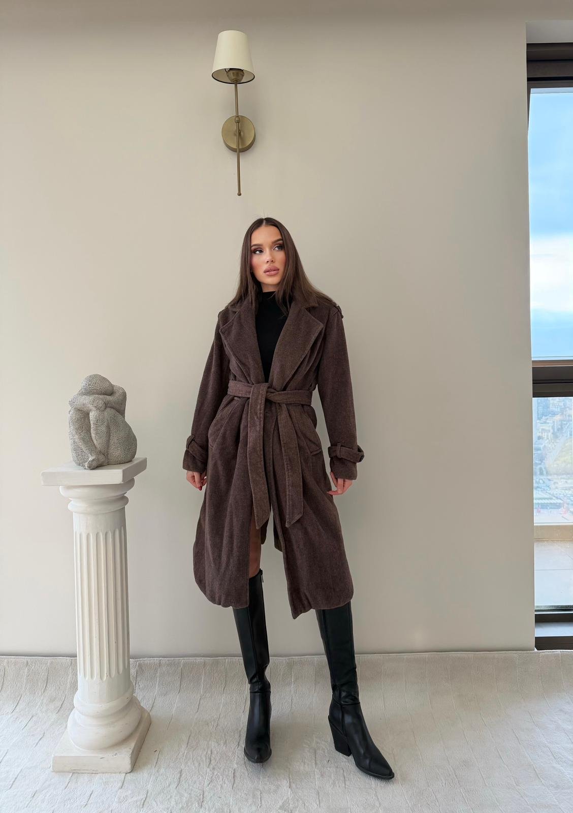 Omuz ve Kol Apolet Detay Bel Kuşaklı Astarlı Kaşe Kaban Kahve