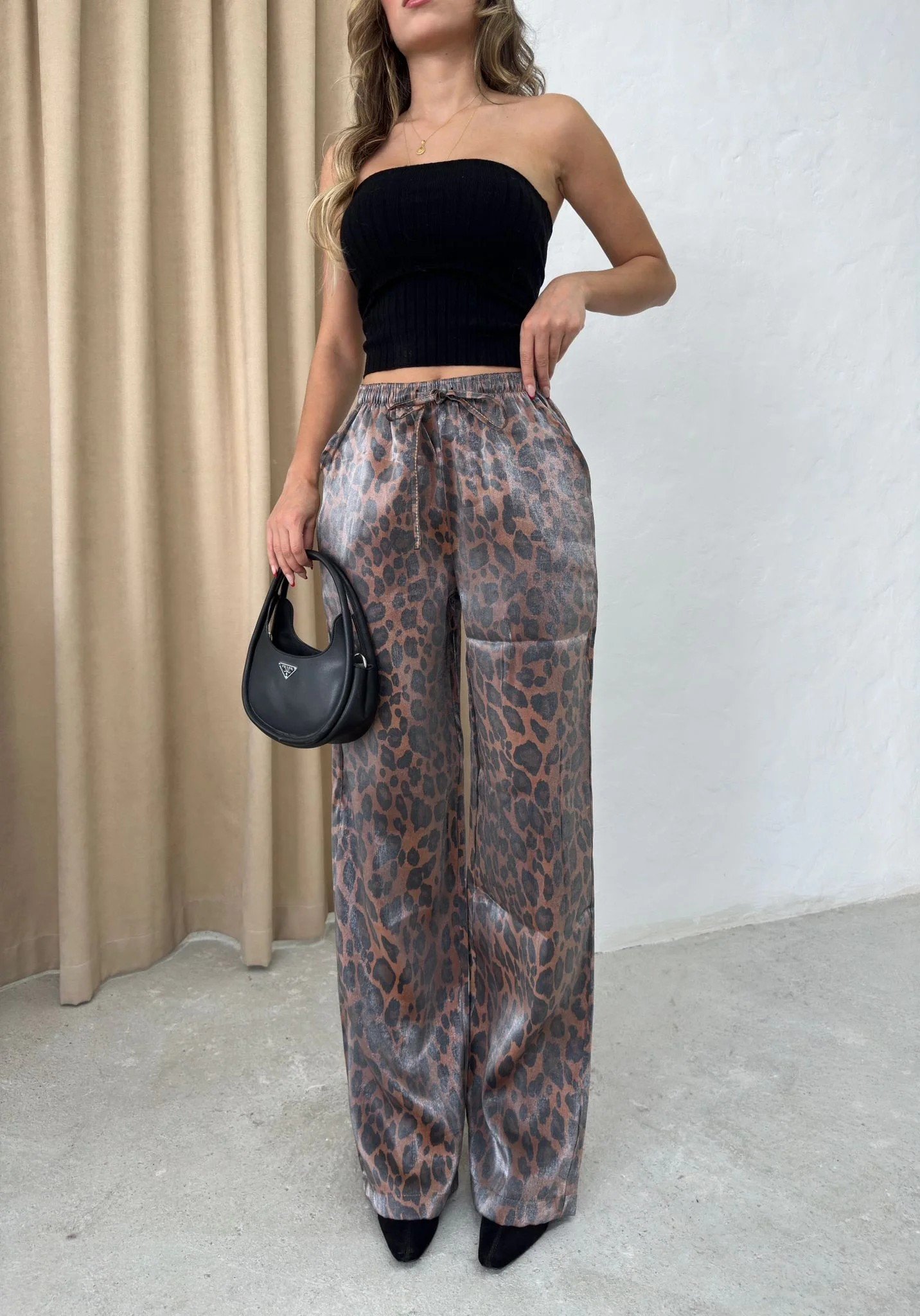 SATEN DESENLİ BEL BAĞCIKLI PALAZZO PANTOLON LEOPAR