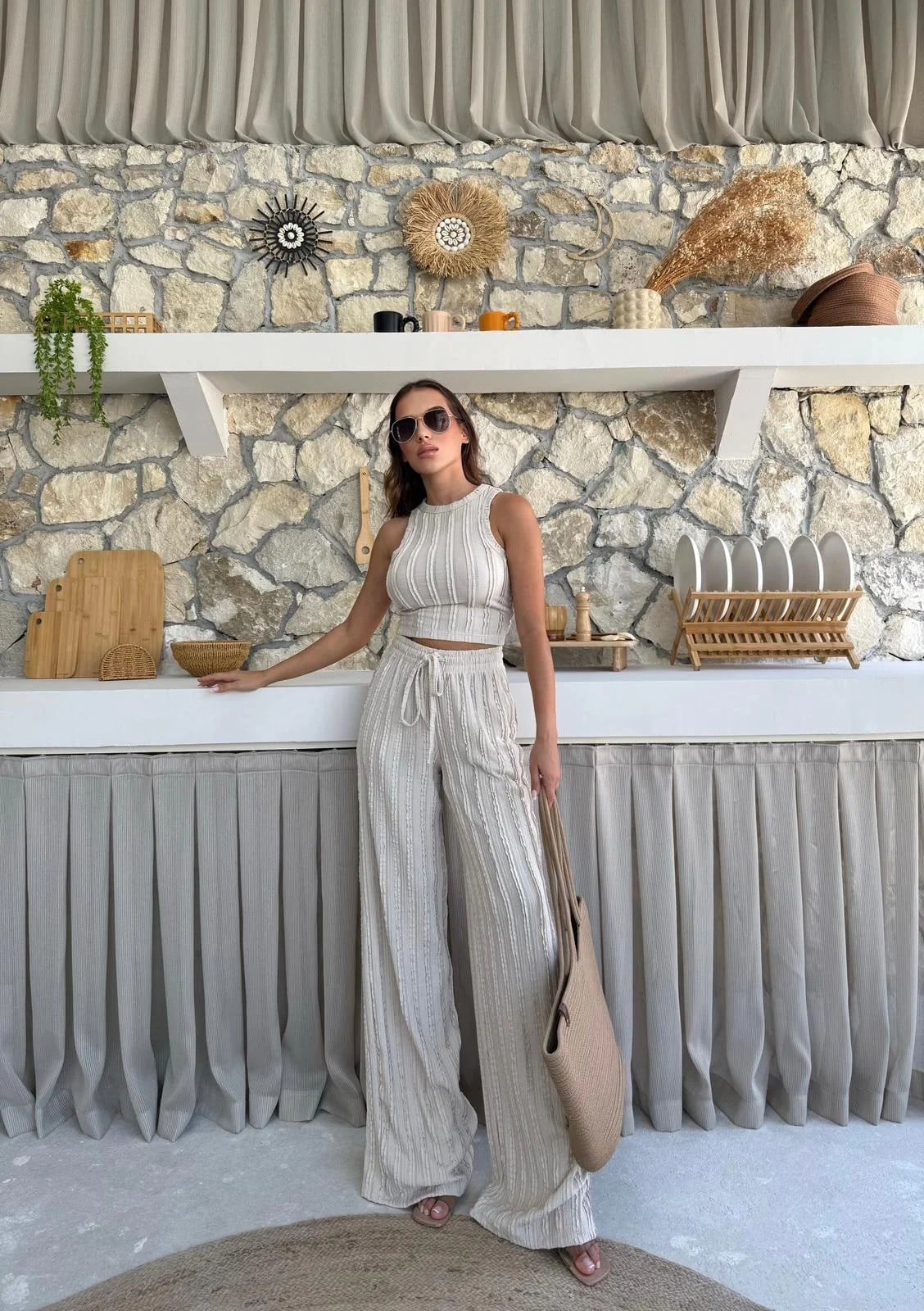 TERS DİKİŞ HALTER YAKA CROP VE PANTOLONLU İKİLİ TAKIM KREM