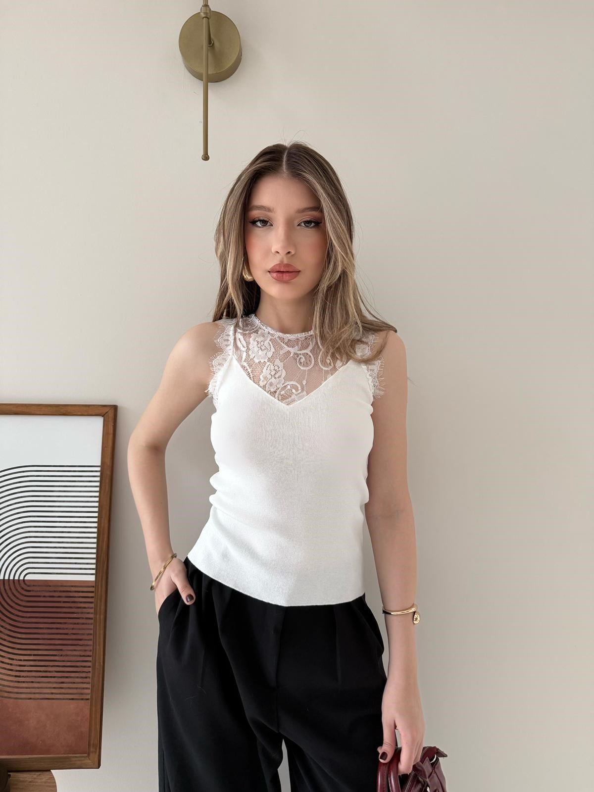 Yaka Dantel Detay Sıfır Kol Triko Atlet Beyaz 2180