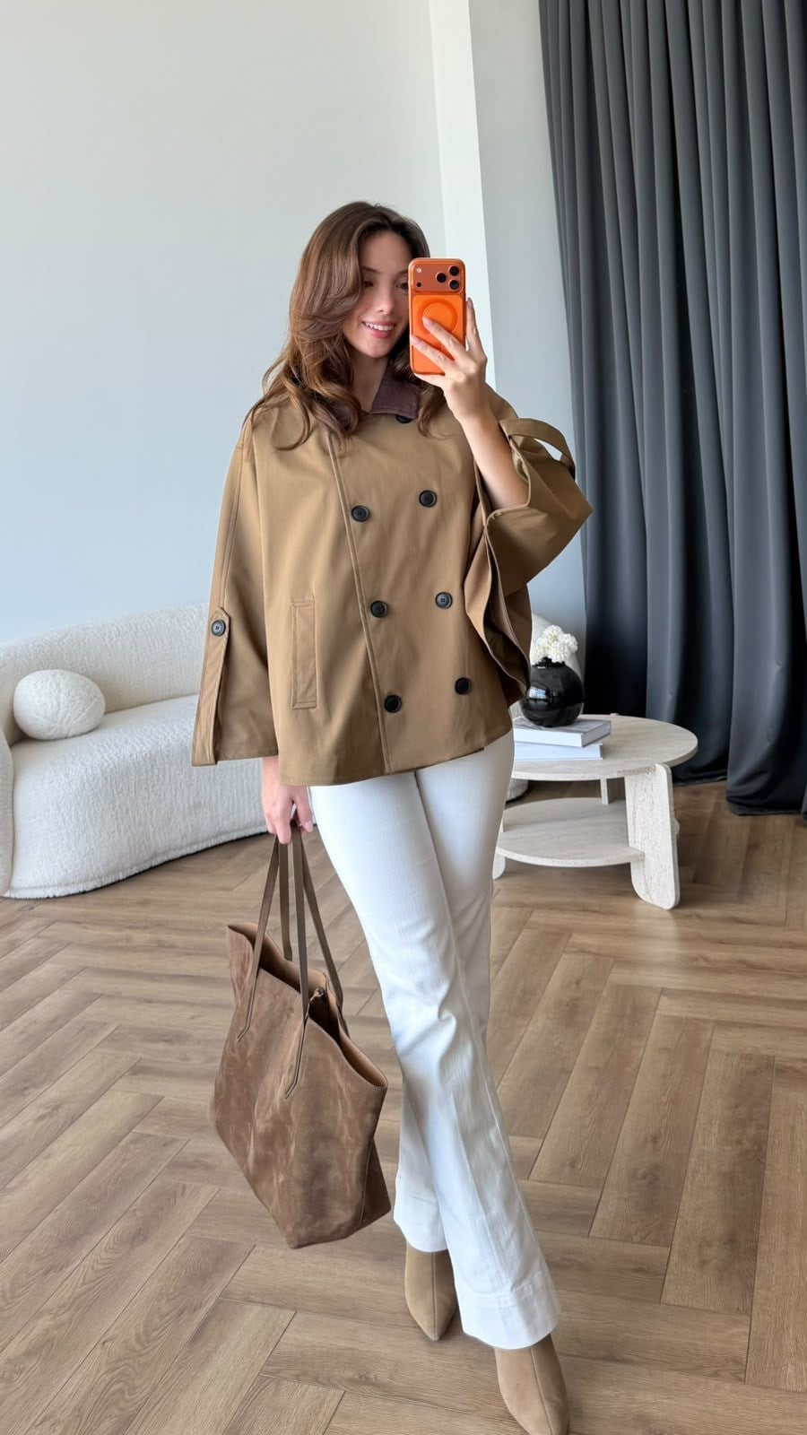Yaka Kadife Düğme Detay İç Astarlı Panço Kahve 2425