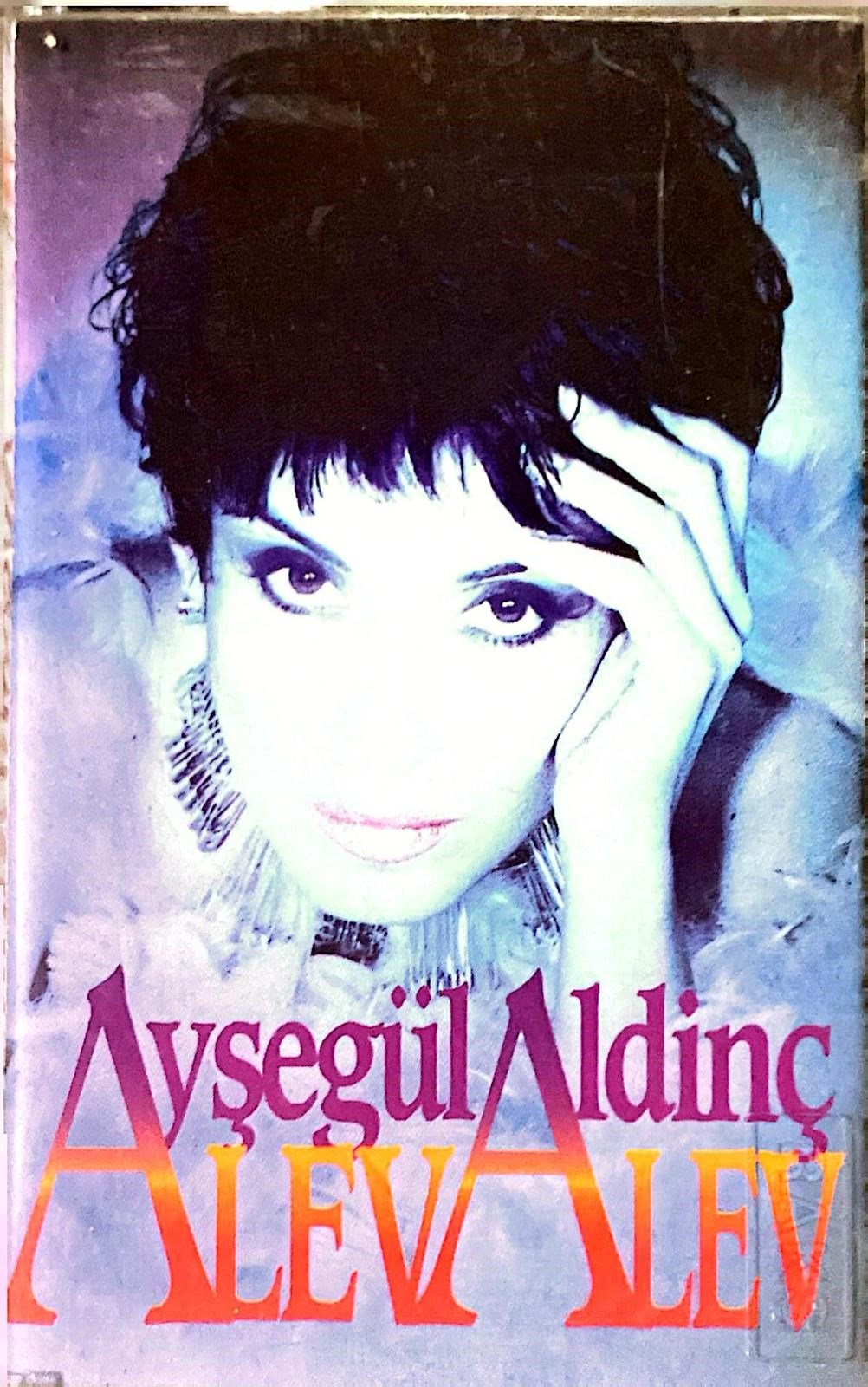 Ayşegül Aldinç - Alev Alev KASET
