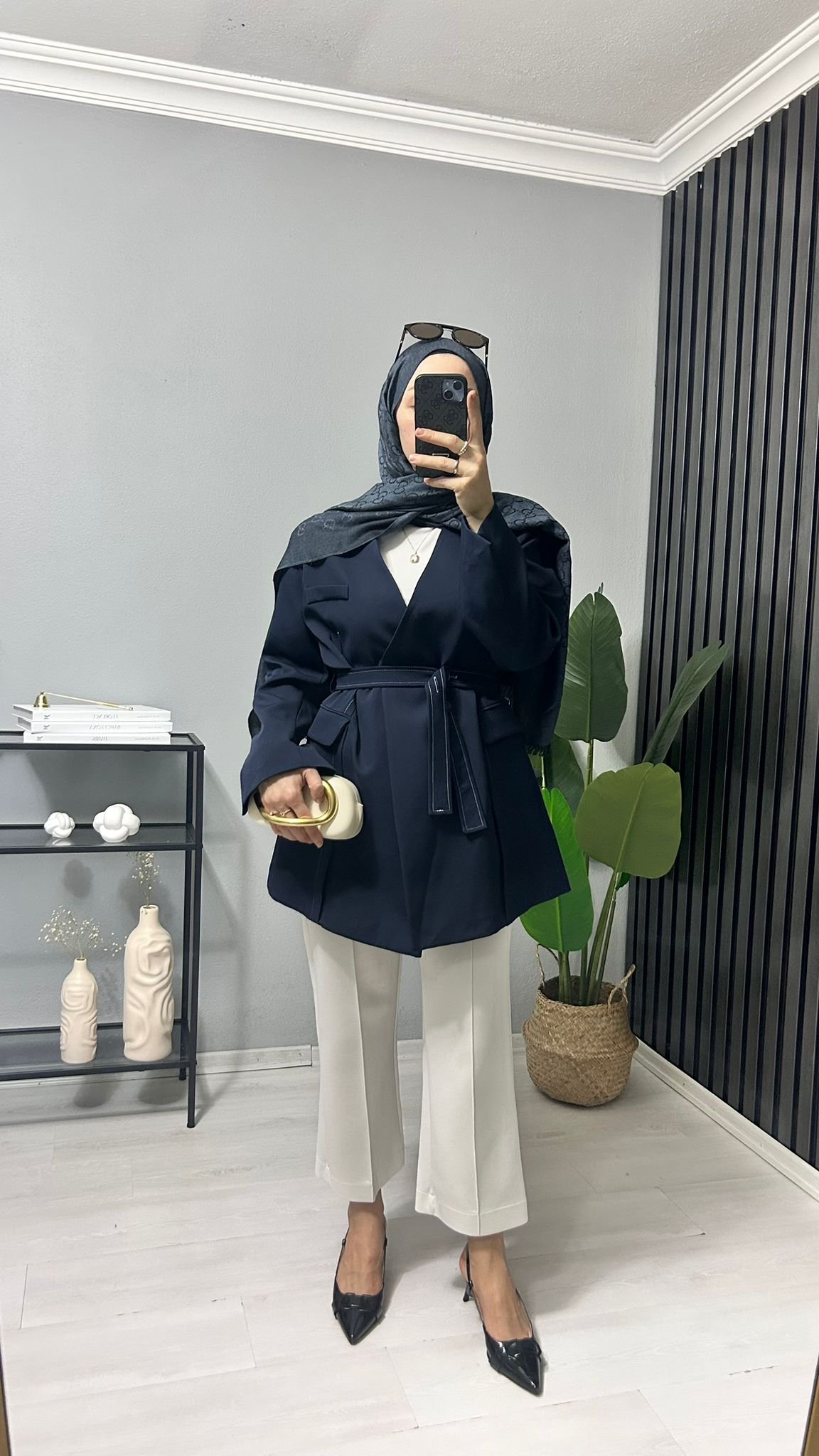 Kemer Detaylı Blazer Ceket