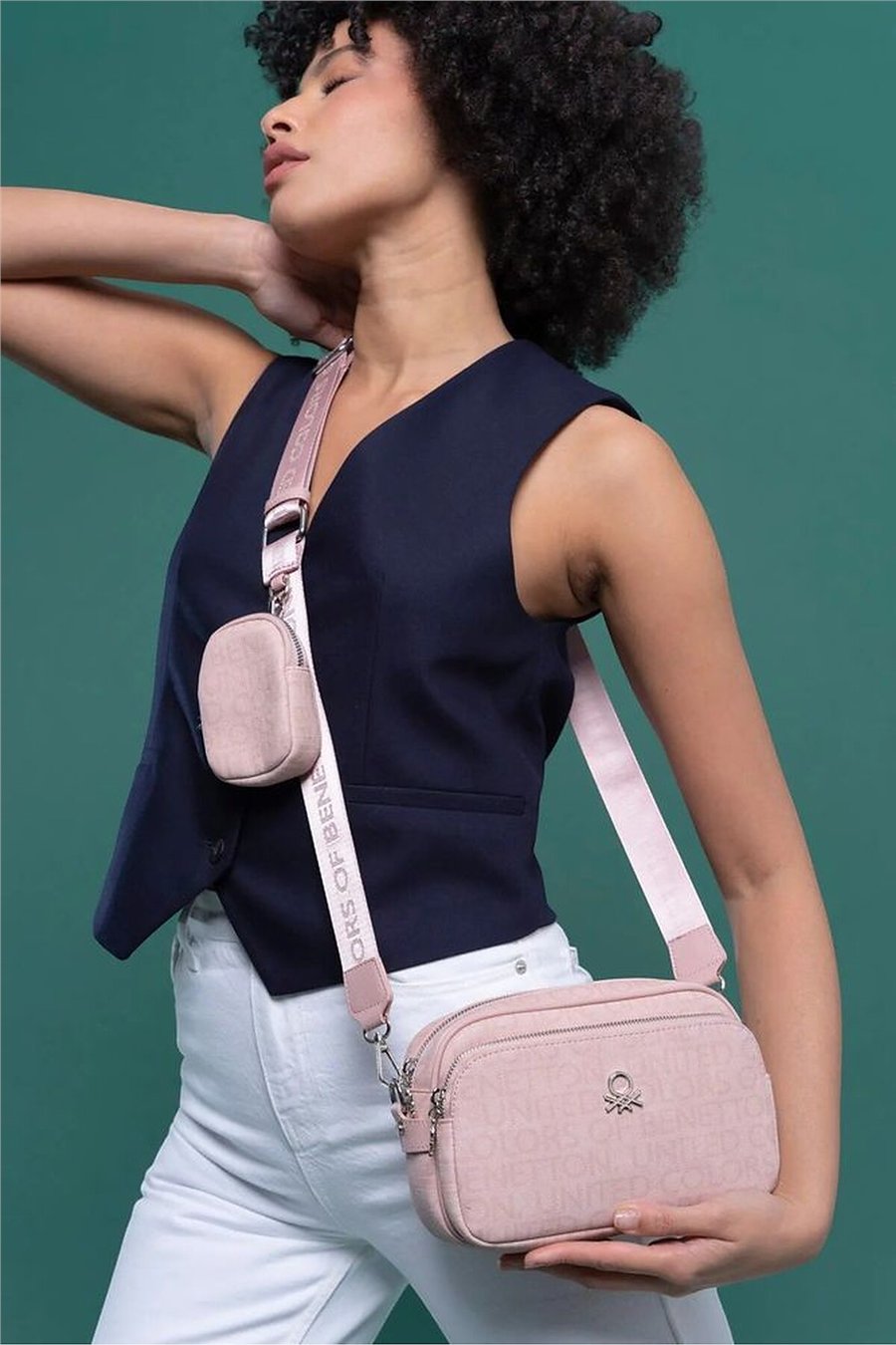Benetton Monogram Kadın Çapraz Askılı Çanta