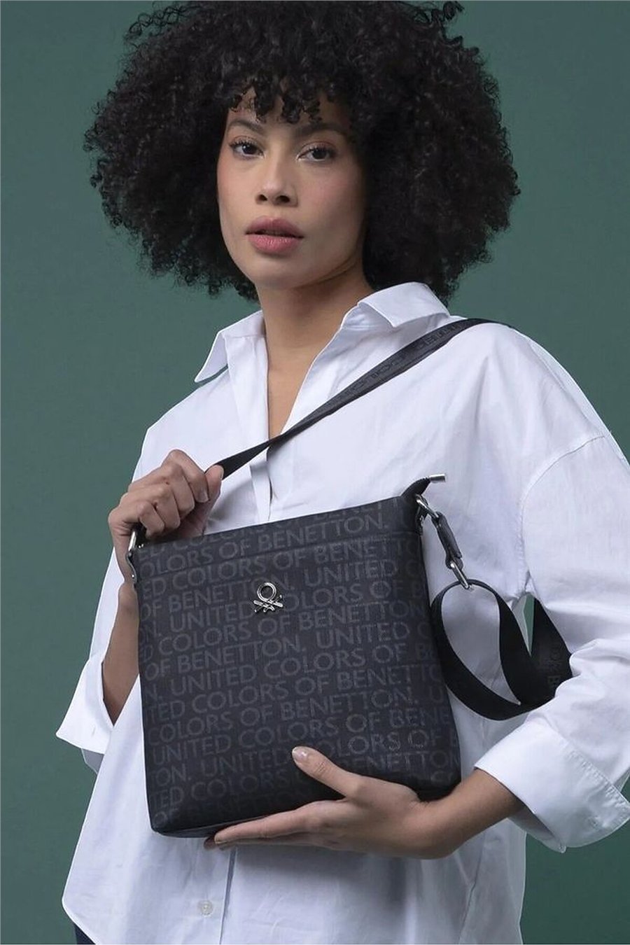 Benetton Monogram Kadın Çapraz Askılı Çanta