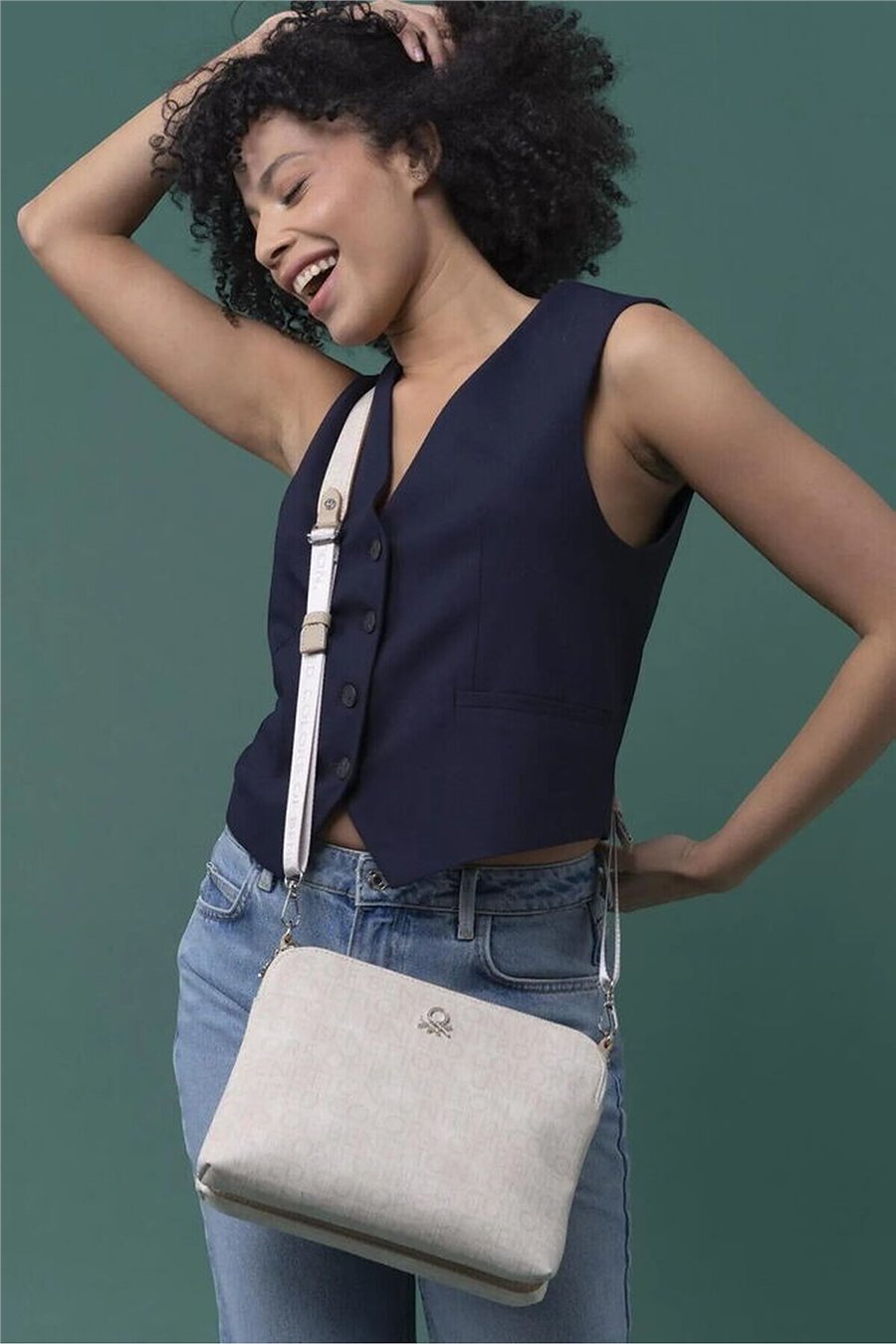 Benetton Monogram Kadın Çapraz Askılı Çanta
