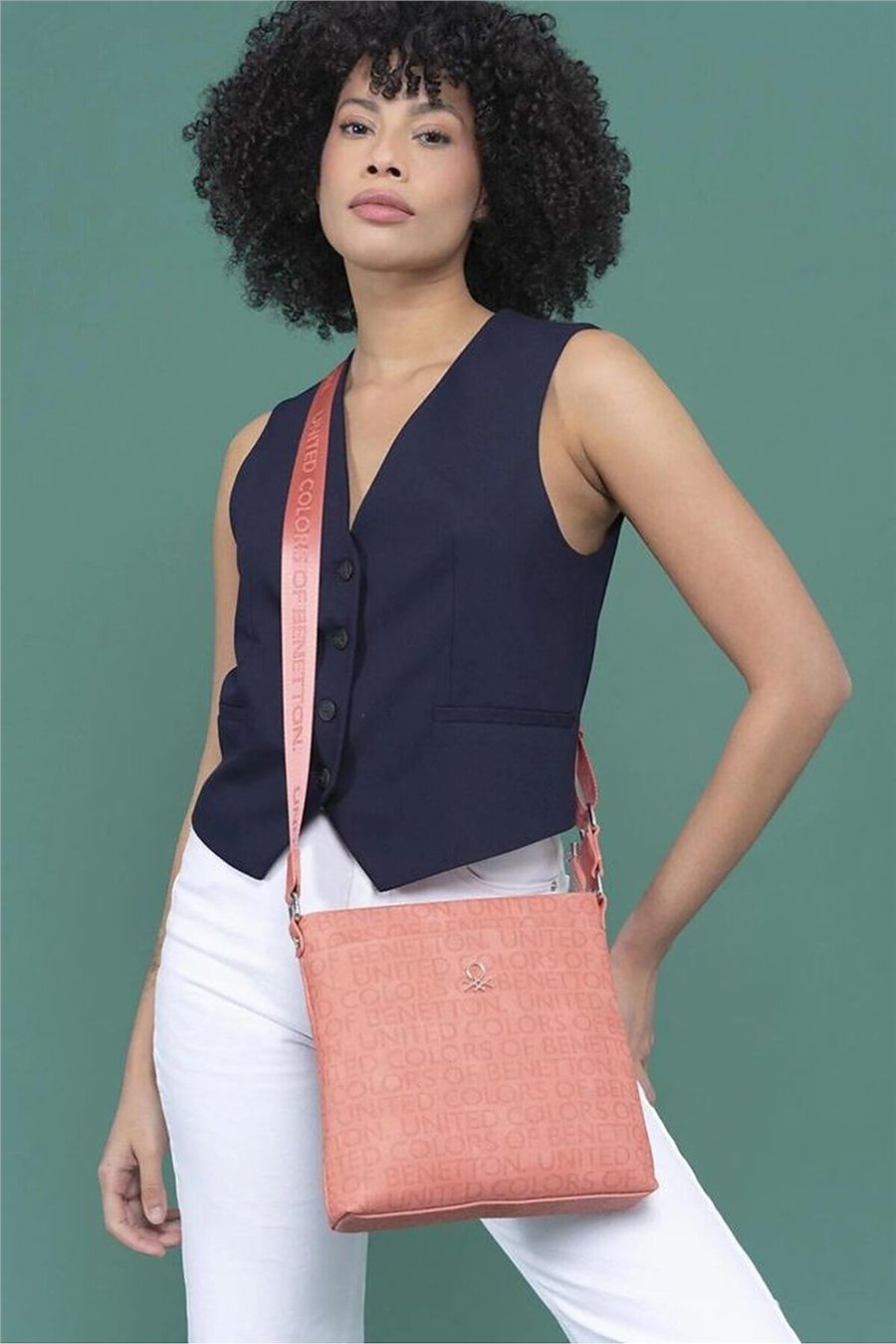Benetton Monogram Kadın Çapraz Askılı Çanta