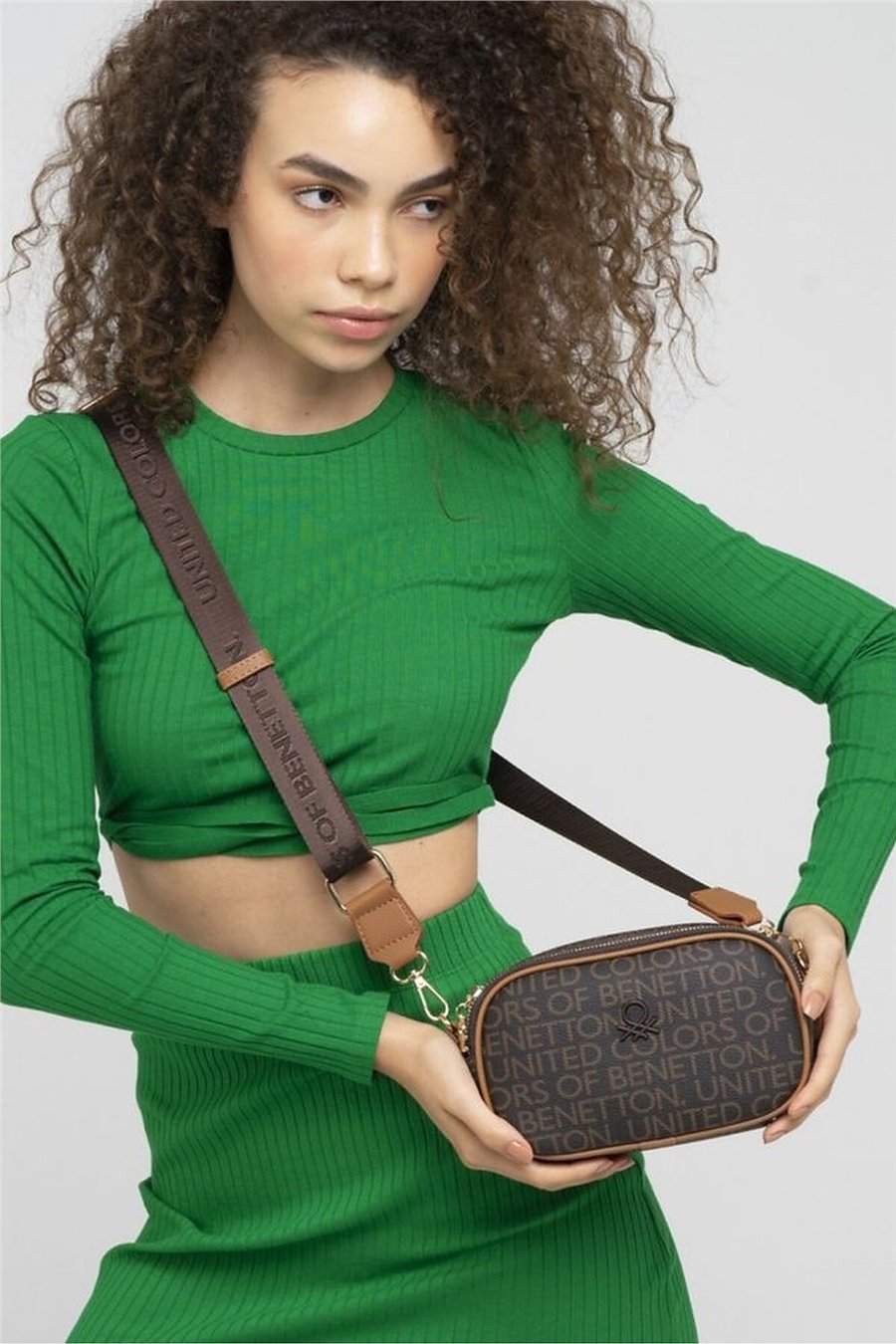 Benetton Monogram Kadın Çapraz Askılı Çanta