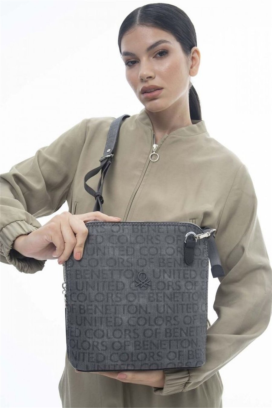 Benetton Monogram Kadın Çapraz Askılı Çanta