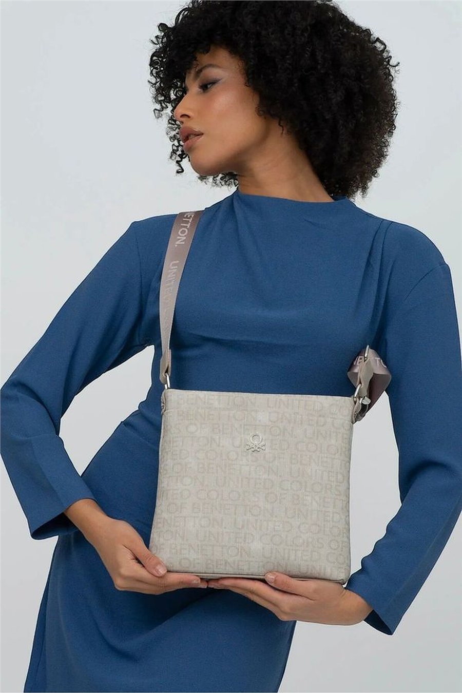 Benetton Monogram Kadın Çapraz Askılı Çanta