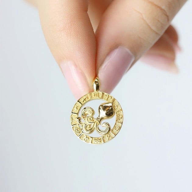 Kova Burcu Charm