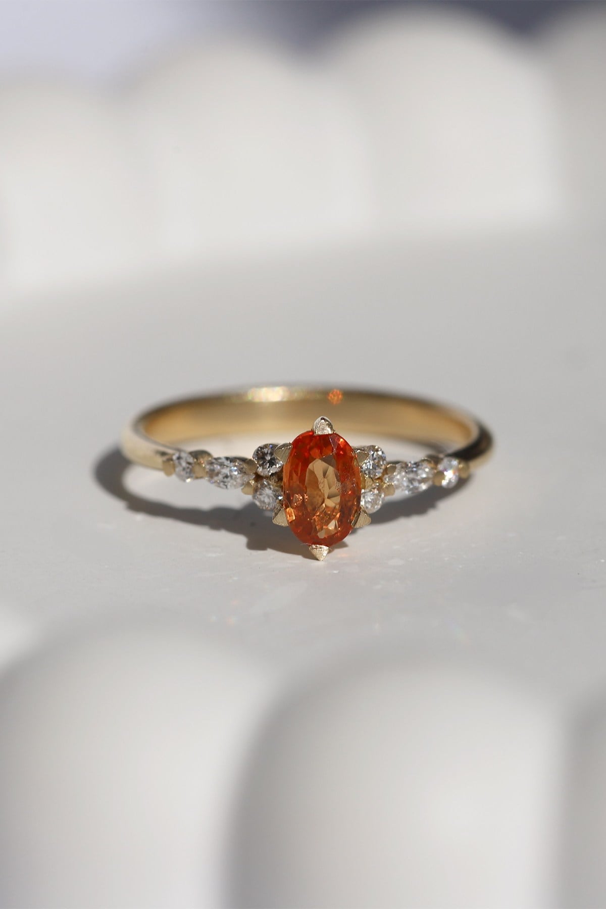 Orange Safir Tasarım Yüzük