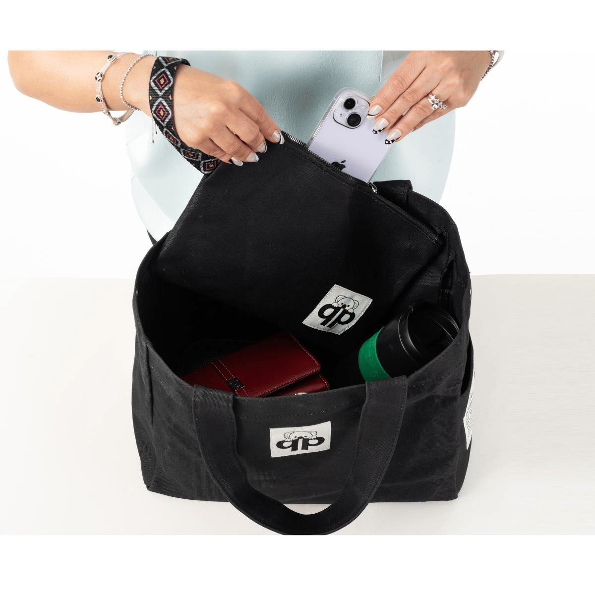 qp Ronda Tote Bag Kadın Siyah Mumlu Kanvas El ve Omuz Çantası QP1002-01