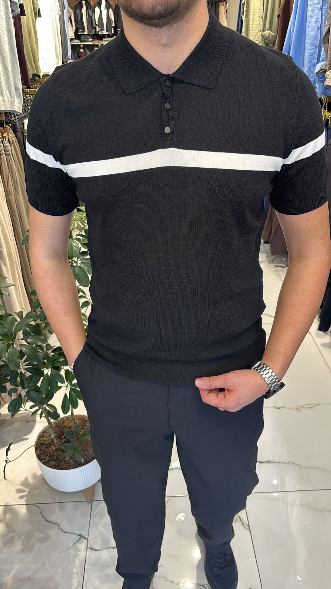 CAZADOR YAKALI SİYAH T-SHIRT