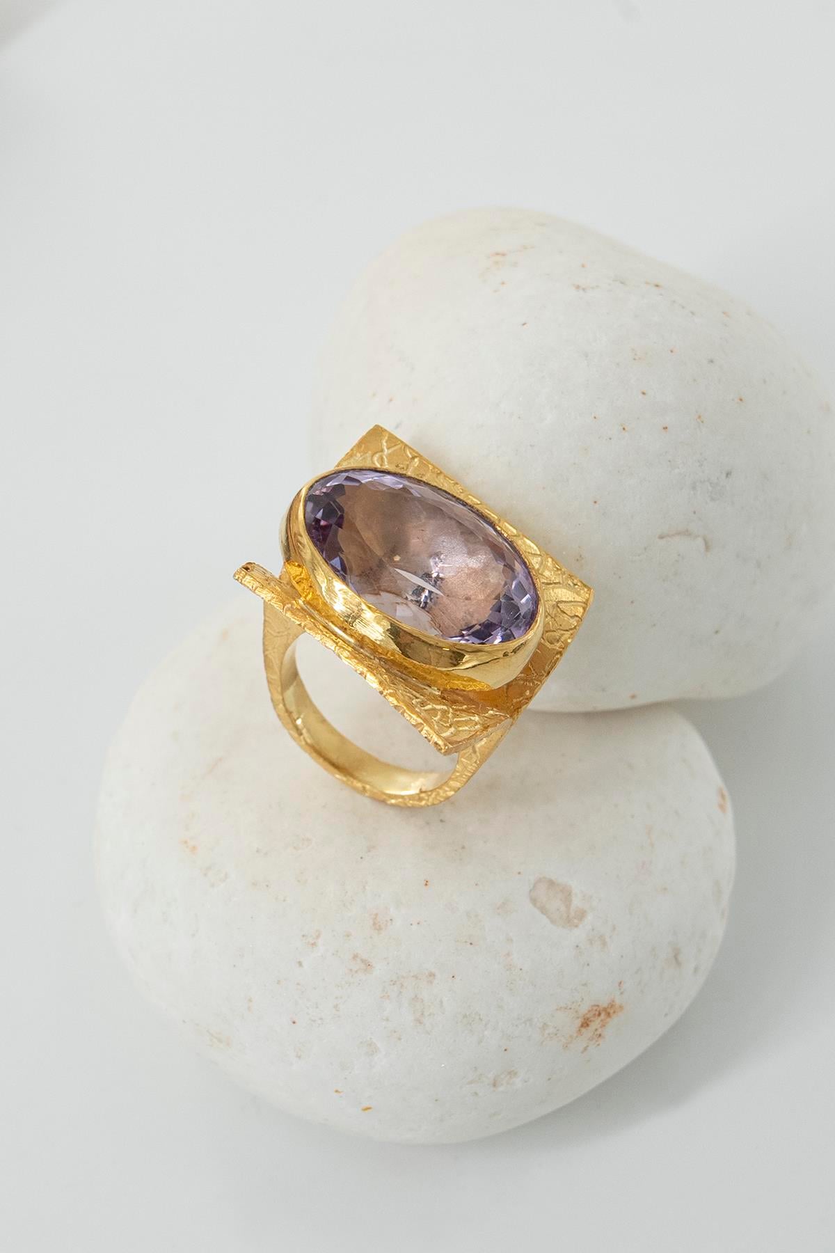 Amethyst 17.20 ct 17.90 gr