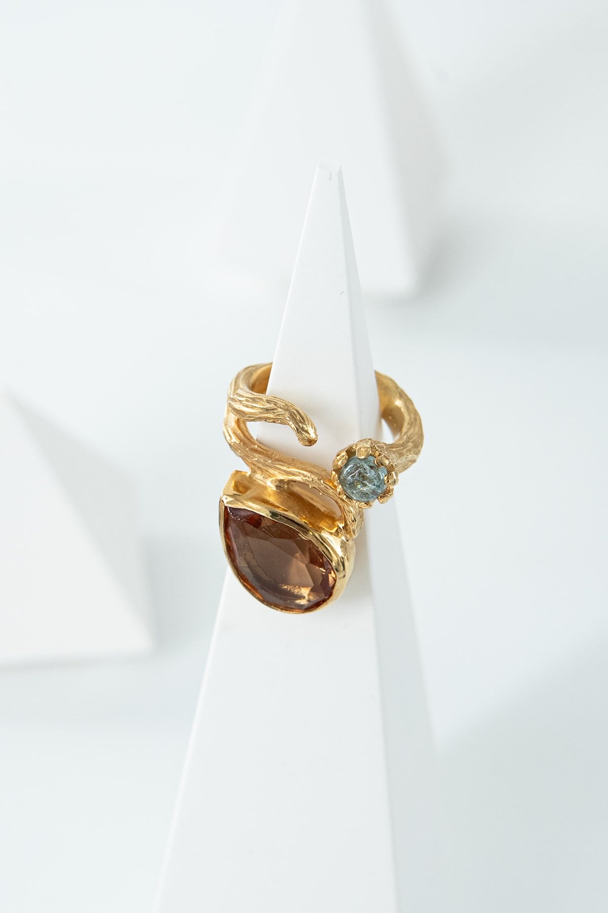 Diasporo Tormalina con Pietra Argento Anello