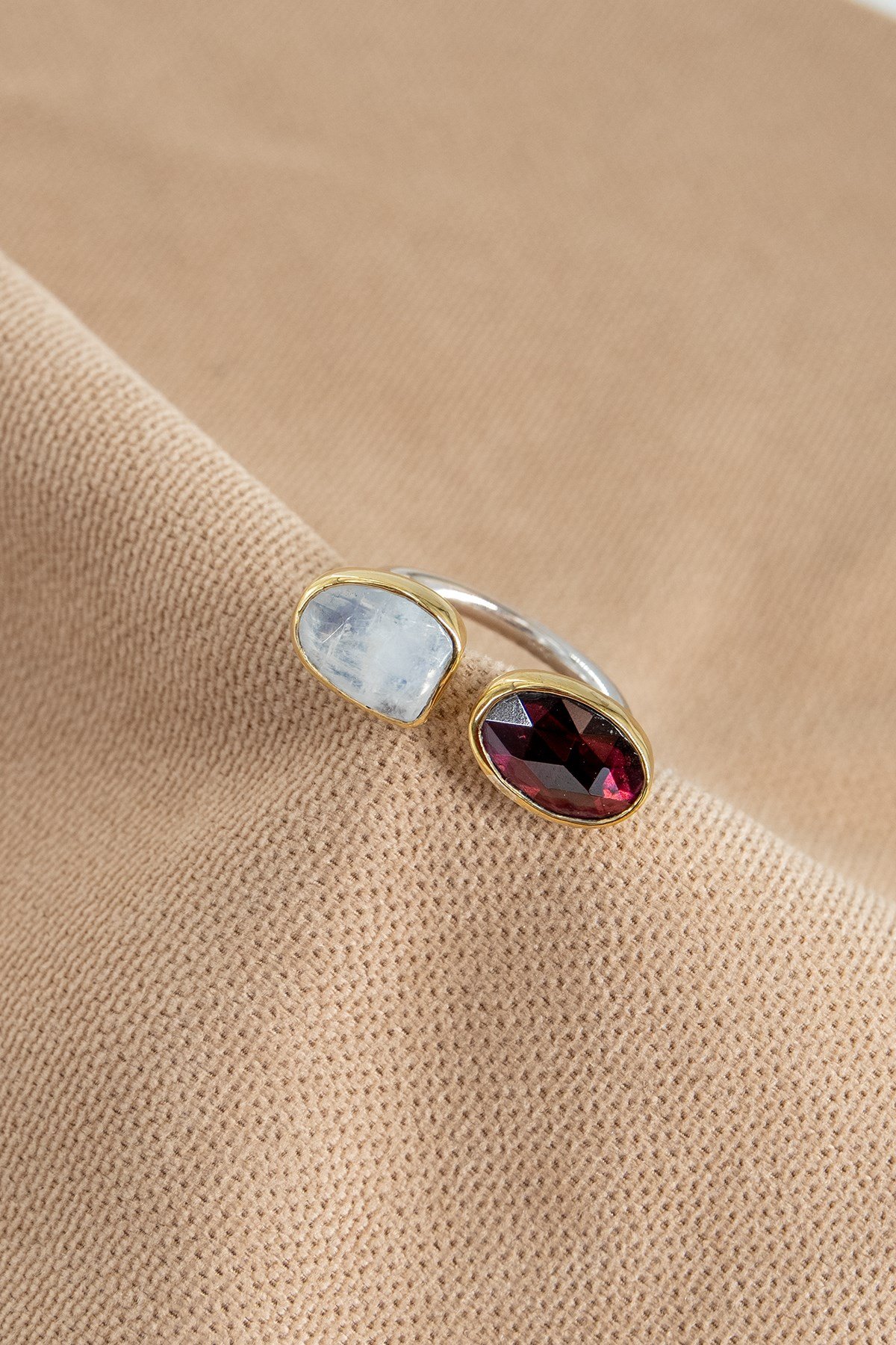 Garnet & Moonstone Gümüş Yüzük