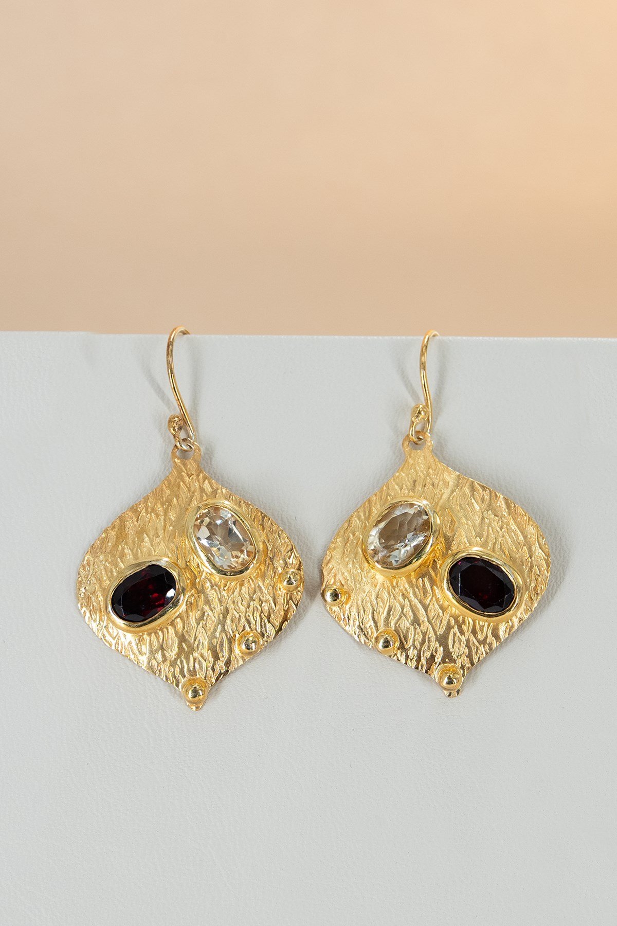Garnet ve Zirkon Taşlı Gümüş Küpe
